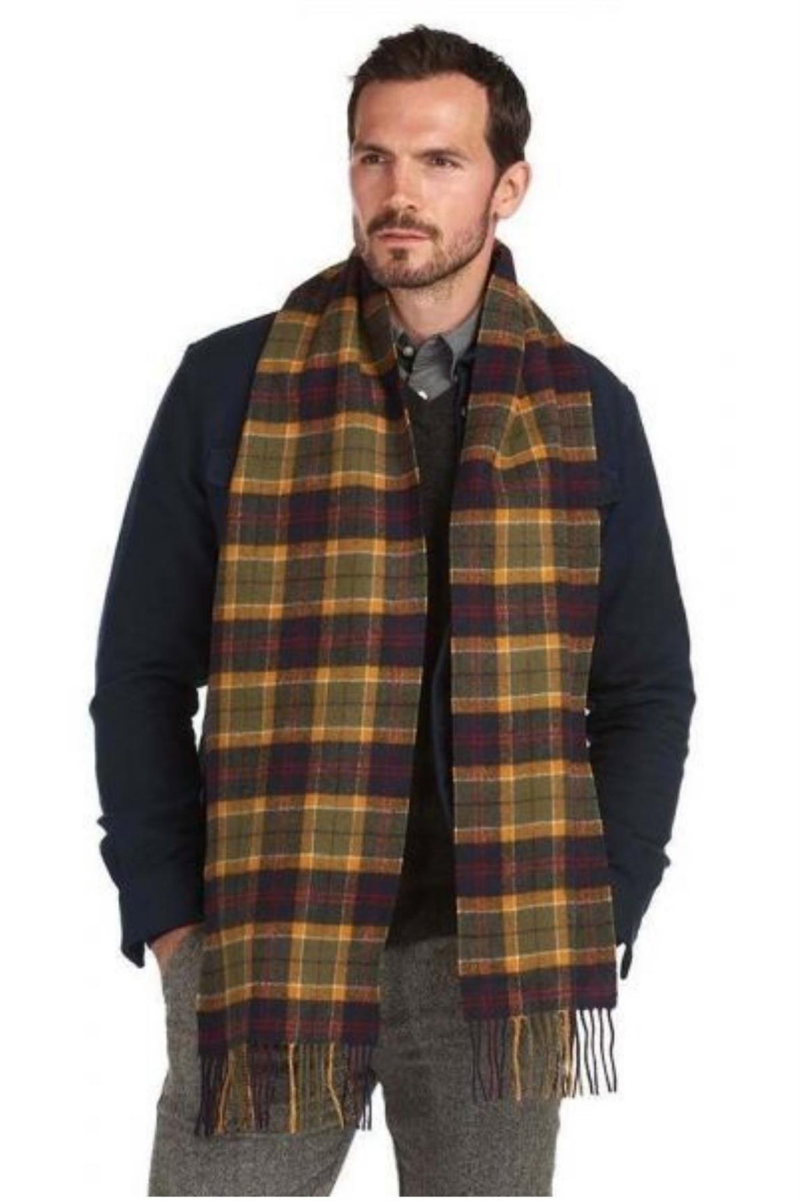 Barbour Unisex Tartan Yün Atkı (%100 Lambswool) GN31 Green/Navy/Red