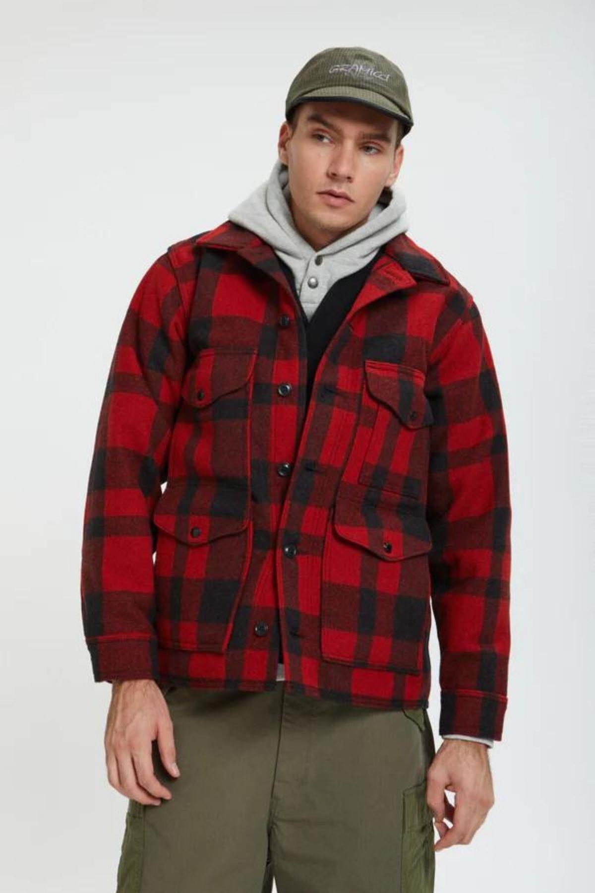 Filson Mackinaw Wool Cruiser Ceket Red Black
