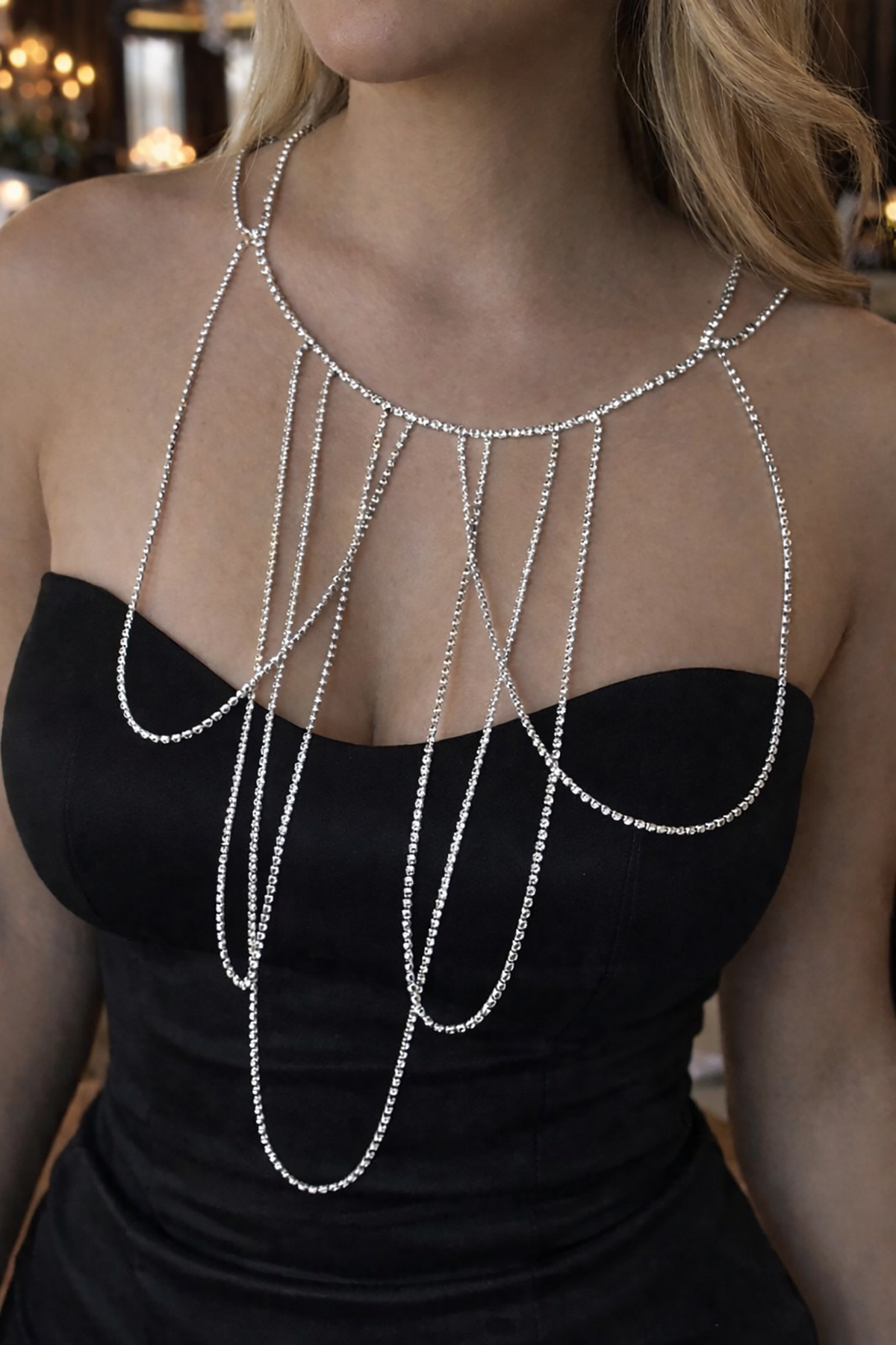 Gümüş Renk Taş Detaylı Tasarım Abiye Kolye