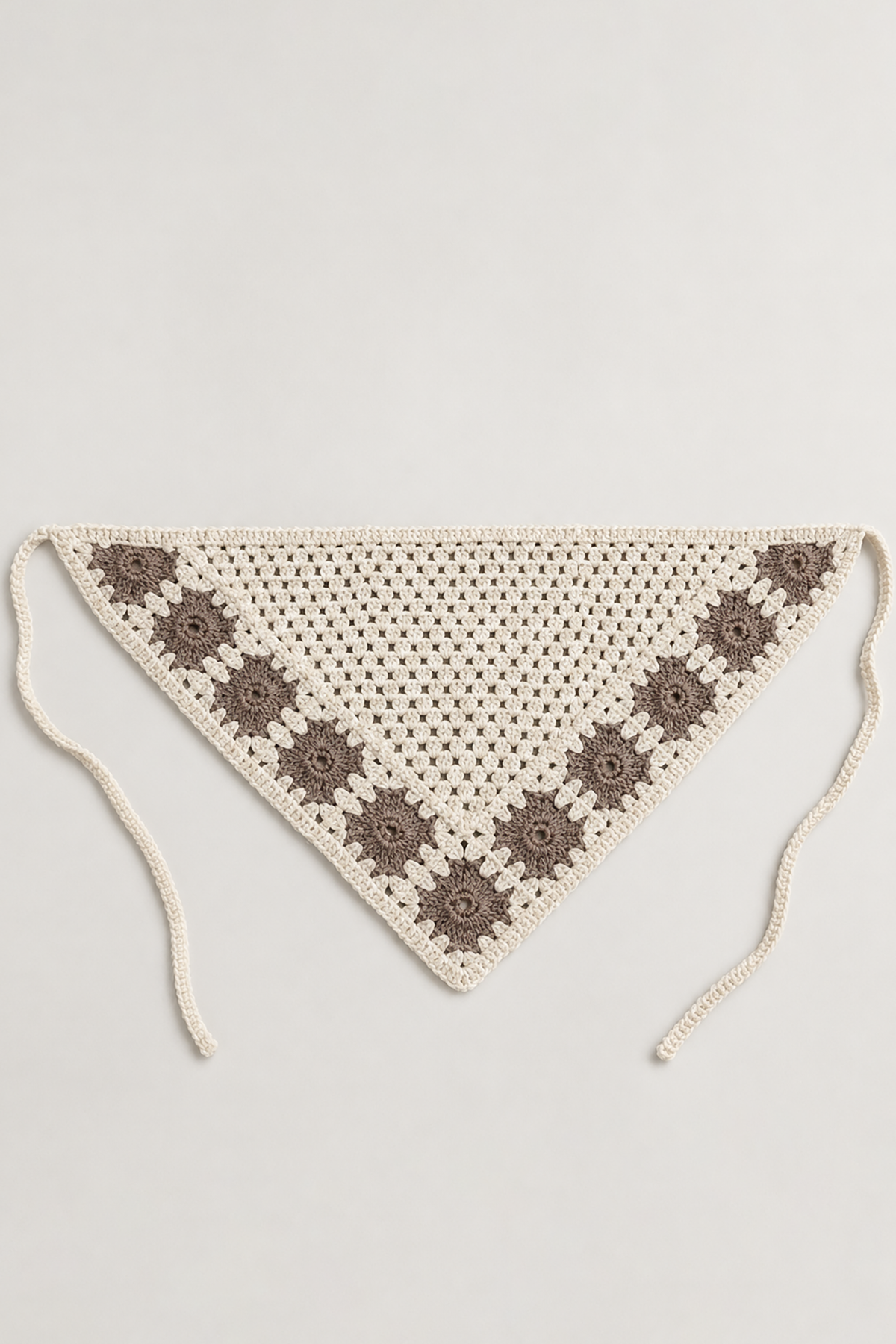 Kahve Renk Çiçek Desenli Örgü Saç Bandana