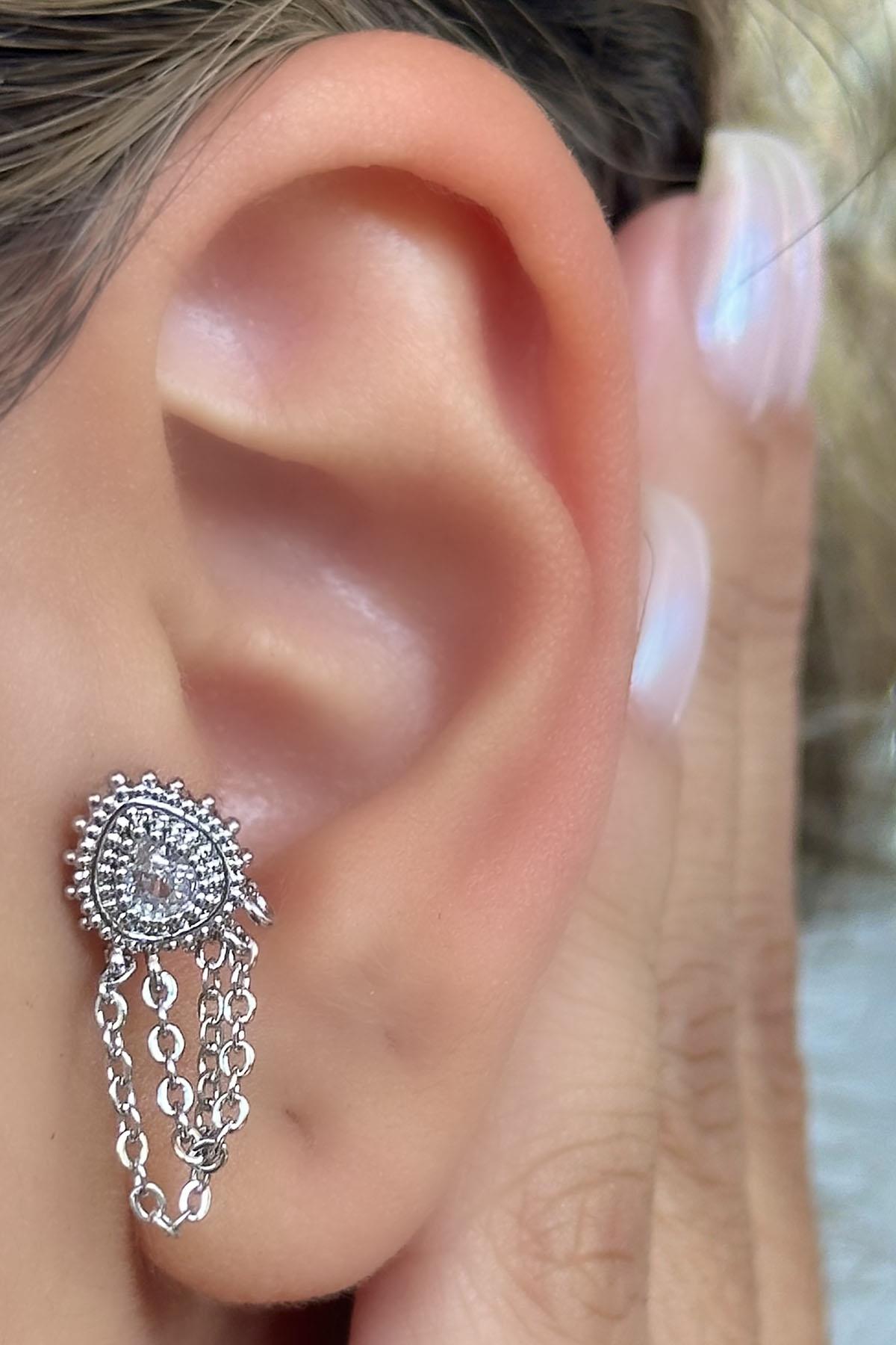 Gümüş Renk Taş Detaylı Çelik Tragus/Kıkırdak Küpe/Piercing (Tek)