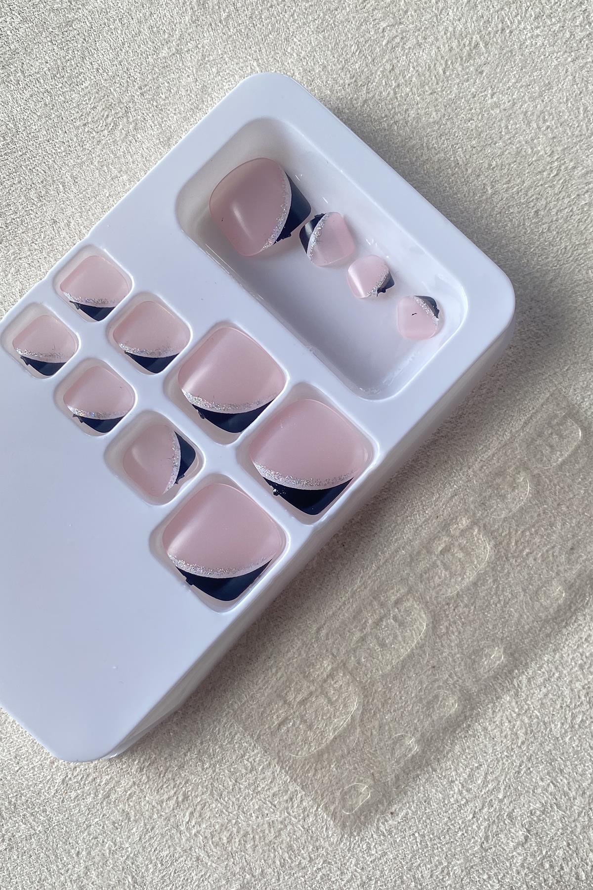 12li Pembe Ve Siyah Renk Ayak Takma Tırnak 