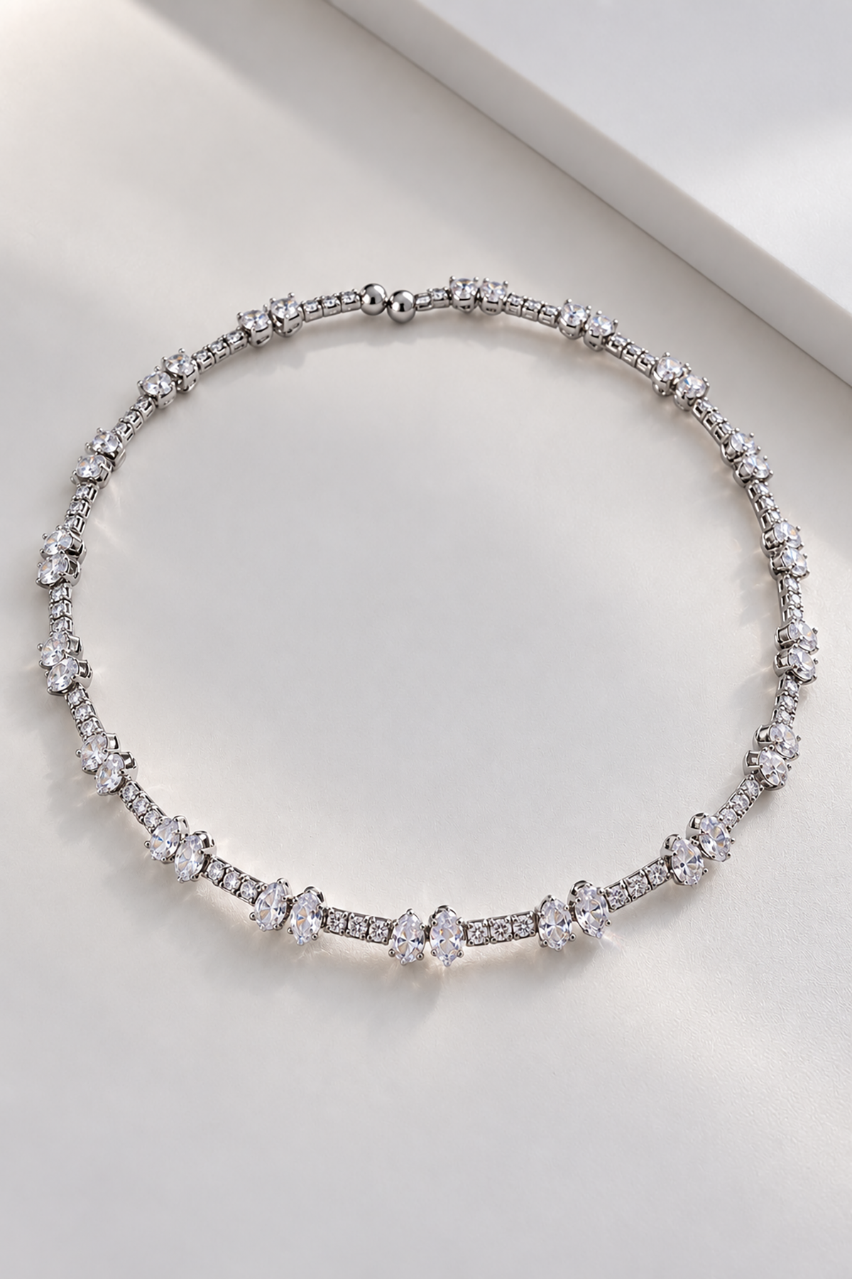 Gümüş Renk Choker Kolye