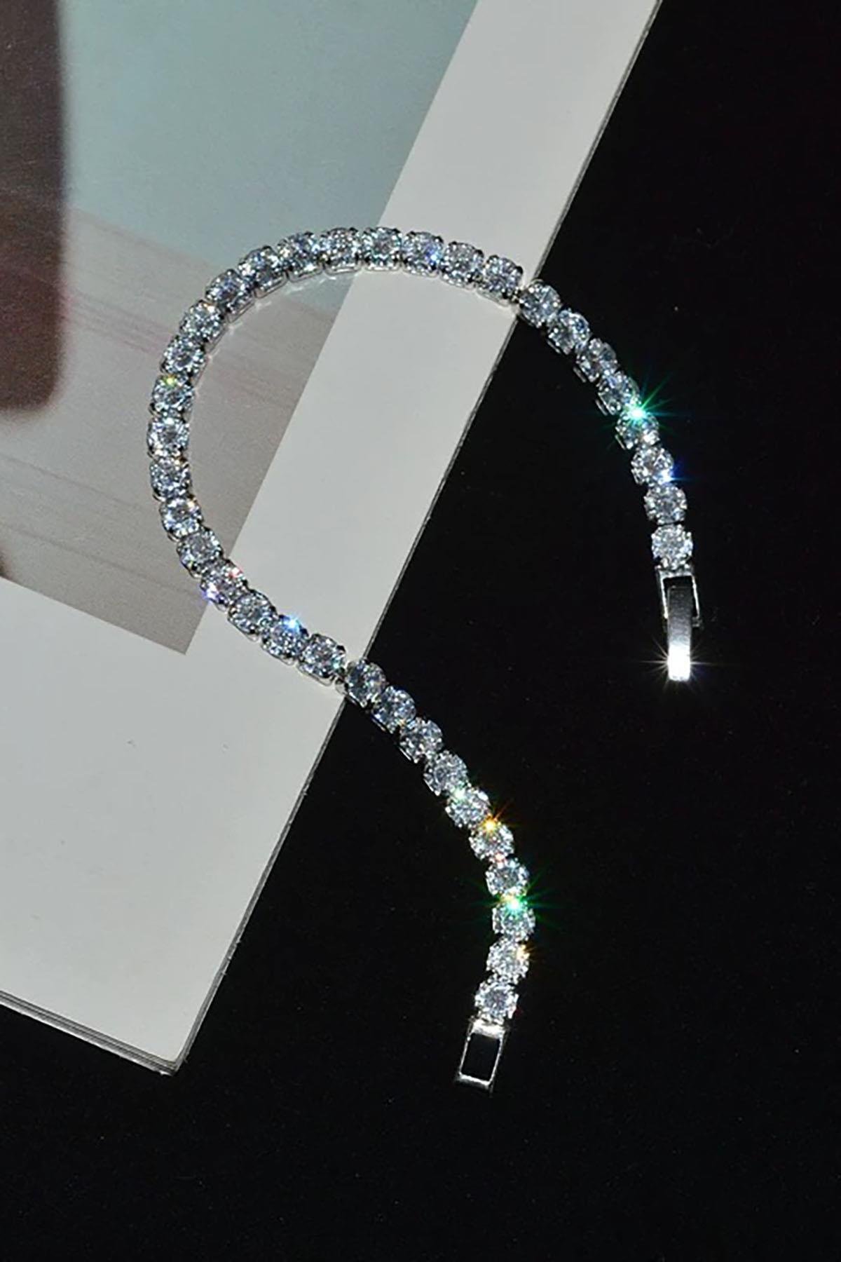 Gümüş Renk Taş Detaylı Su Yolu Bileklik