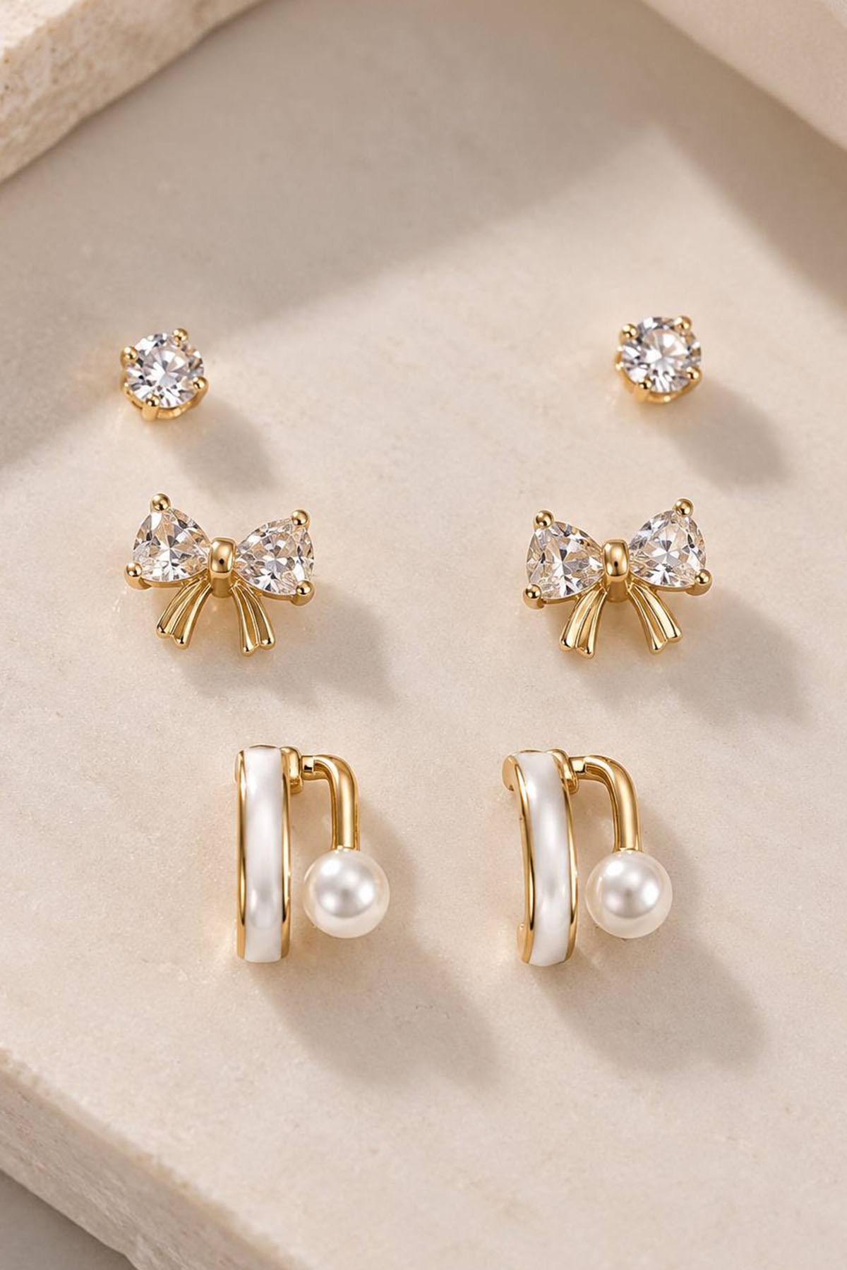 Altın Renk 6lı Taşlı Küpe Set