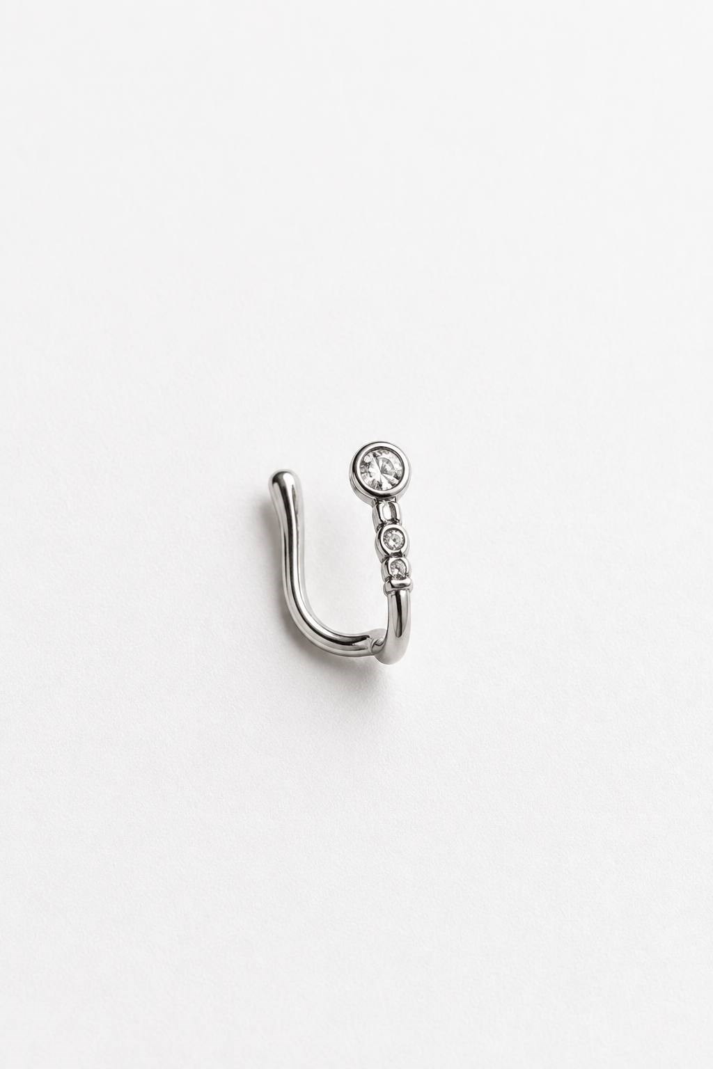 Gümüş Renk Taş Detaylı Cerrahi Çelik Deliksiz Kulak/Burun Piercing 