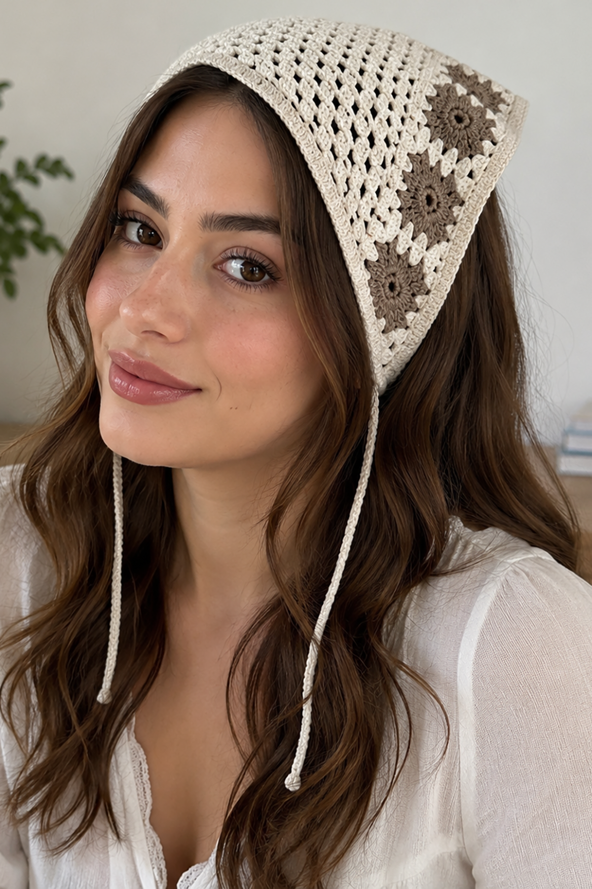 Kahve Renk Çiçek Desenli Örgü Saç Bandana
