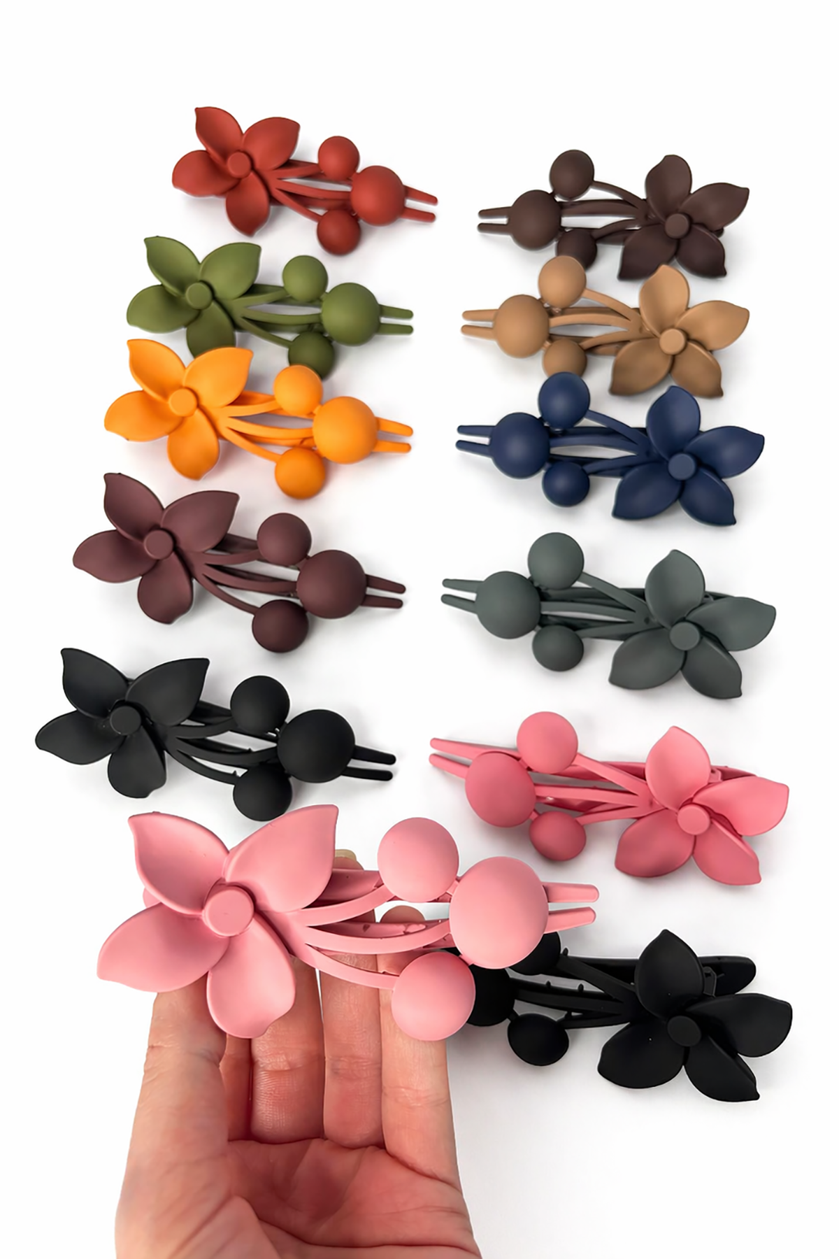 12li Karışık Renk Çiçek Figürlü Pens Toka Set