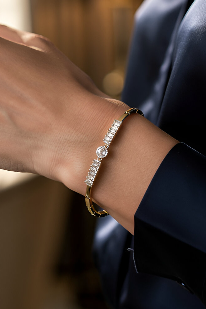 Altın Renk Taş Detaylı 14K Altın Kaplama CM Zincir Bileklik