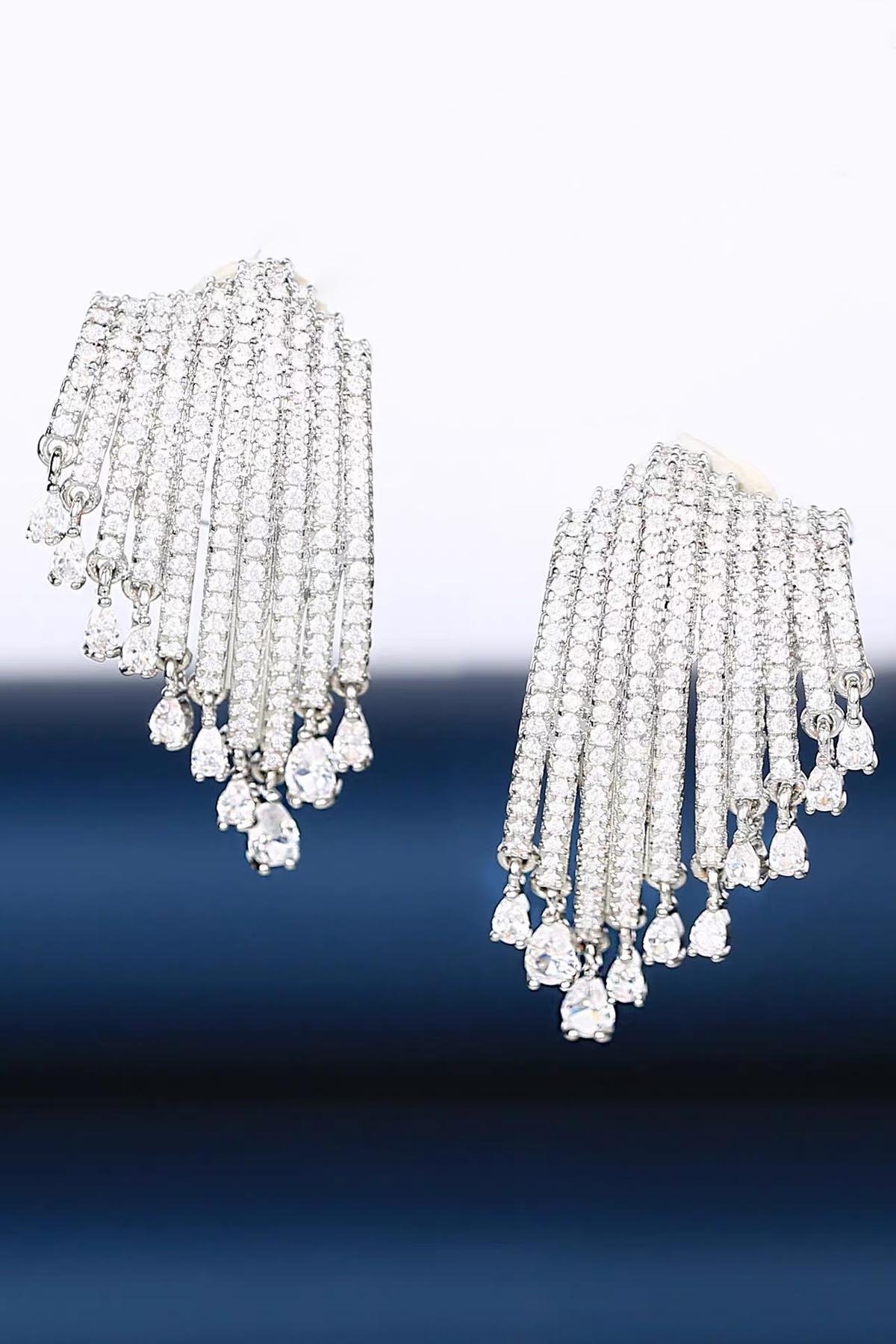 Gümüş Renk Taşlı Abiye Küpe (Çift)