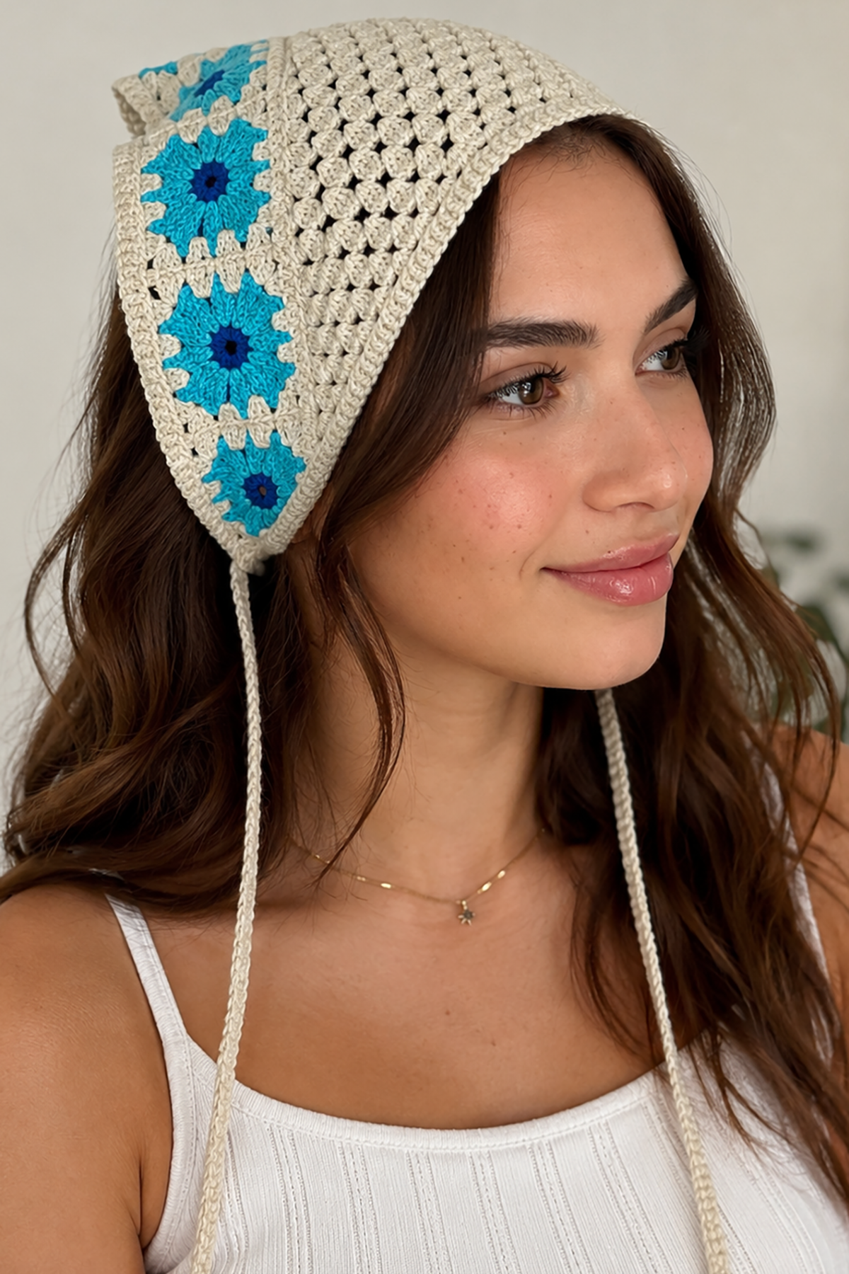Mavi Renk Çiçek Desenli Örgü Saç Bandana