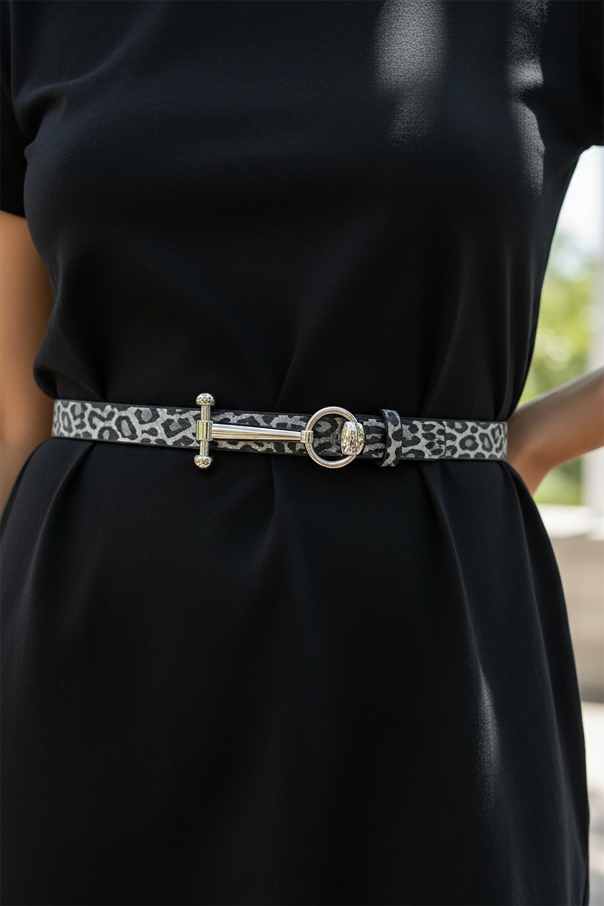 Gümüş Renk Leopar Desenli Kadın Deri Kemer