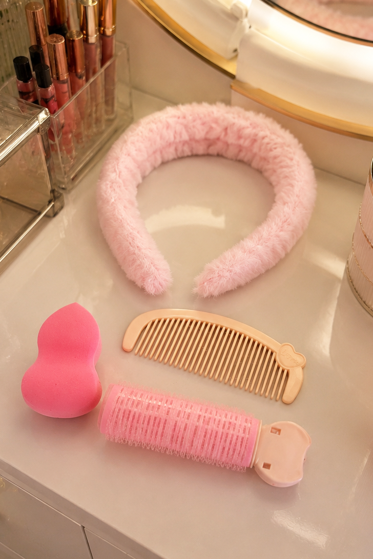 Pembe Renk Taç,Tarak,Saç Kabartma Tokası Ve Sünger Set