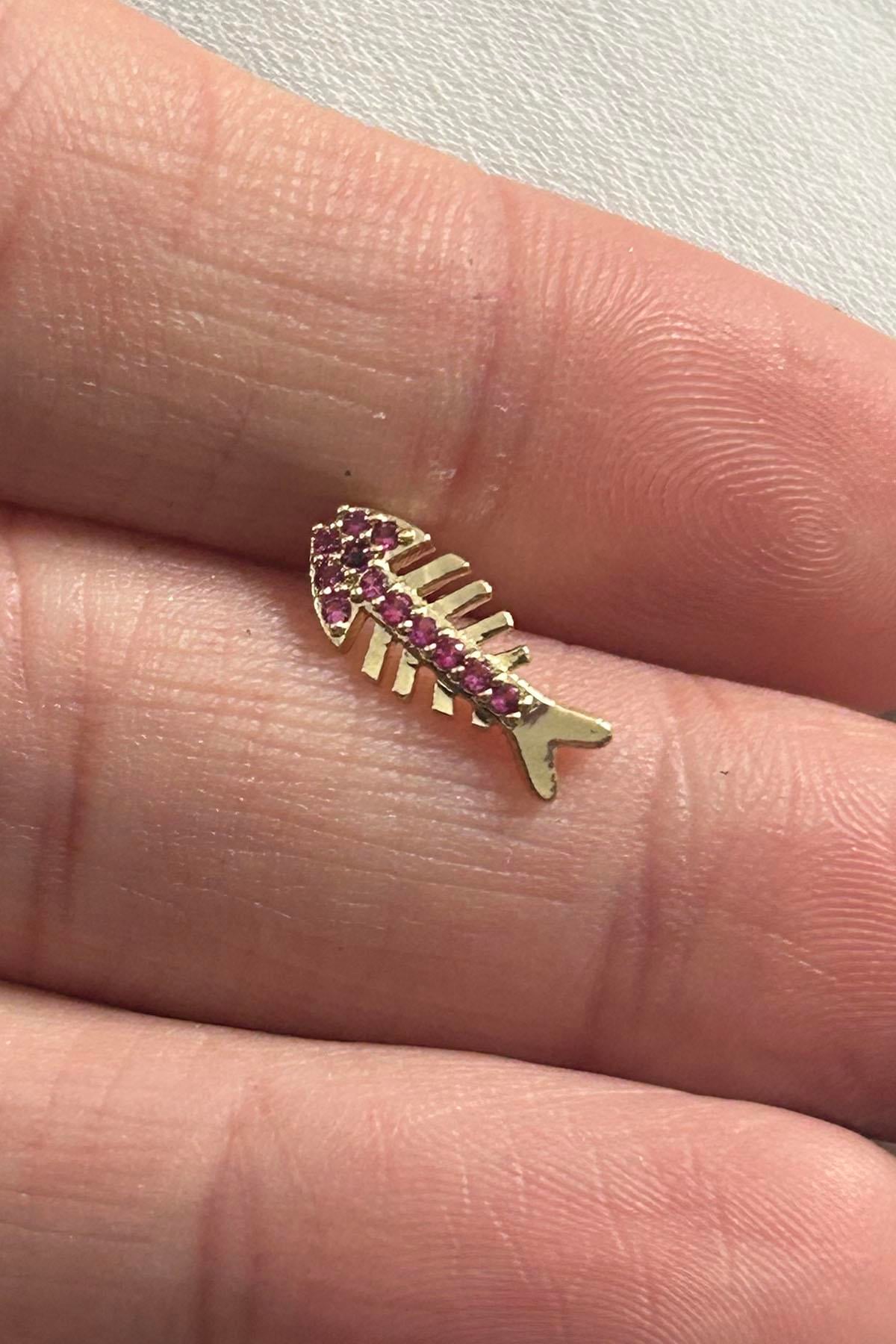 Altın Renk Balık Figürlü Taş Detaylı Cerrahi Çelik Tragus/Kıkırdak Küpe/Piercing (Tek)