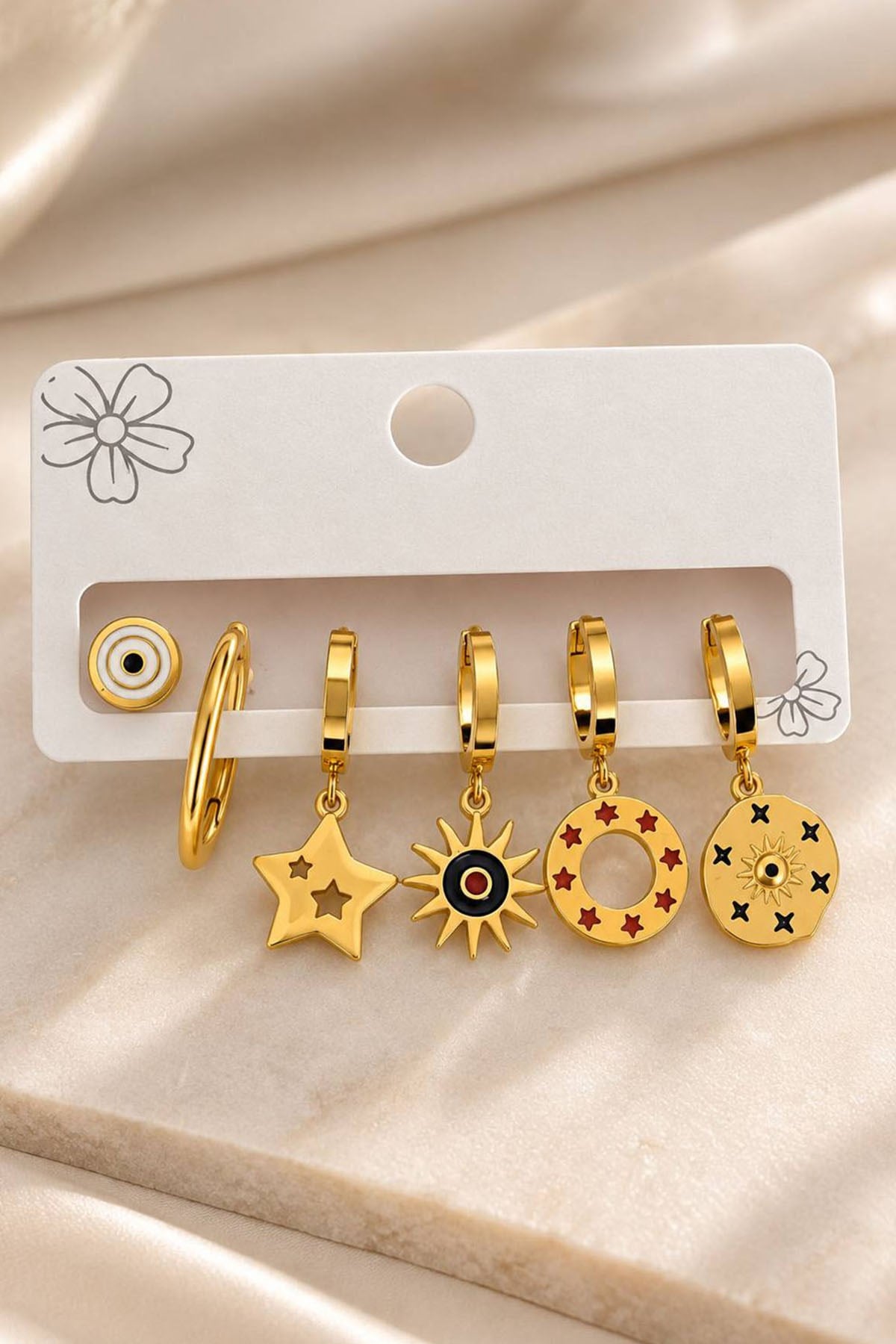 Altın  Renk 6lı Karışık Figürlü Çelik Küpe Set