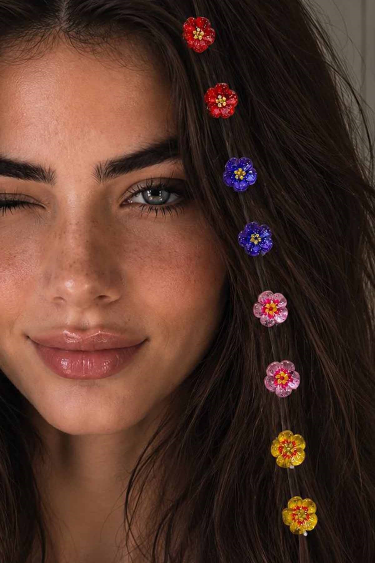 Karışık Renk 8li Çiçek  Figürlü Saç Küpesi