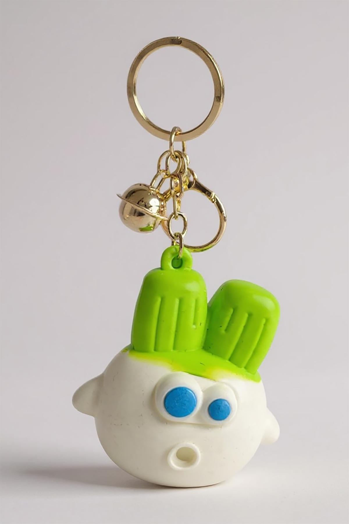 Beyaz Renk Turp Figürlü Anahtarlık