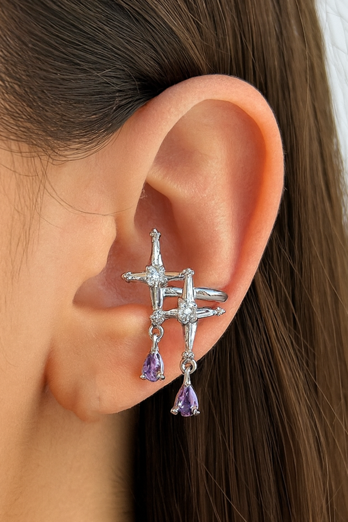 Gümüş Renk Yıldız Taş Detaylı 14K Altın Kaplama TX Ear Cuff (Tek)