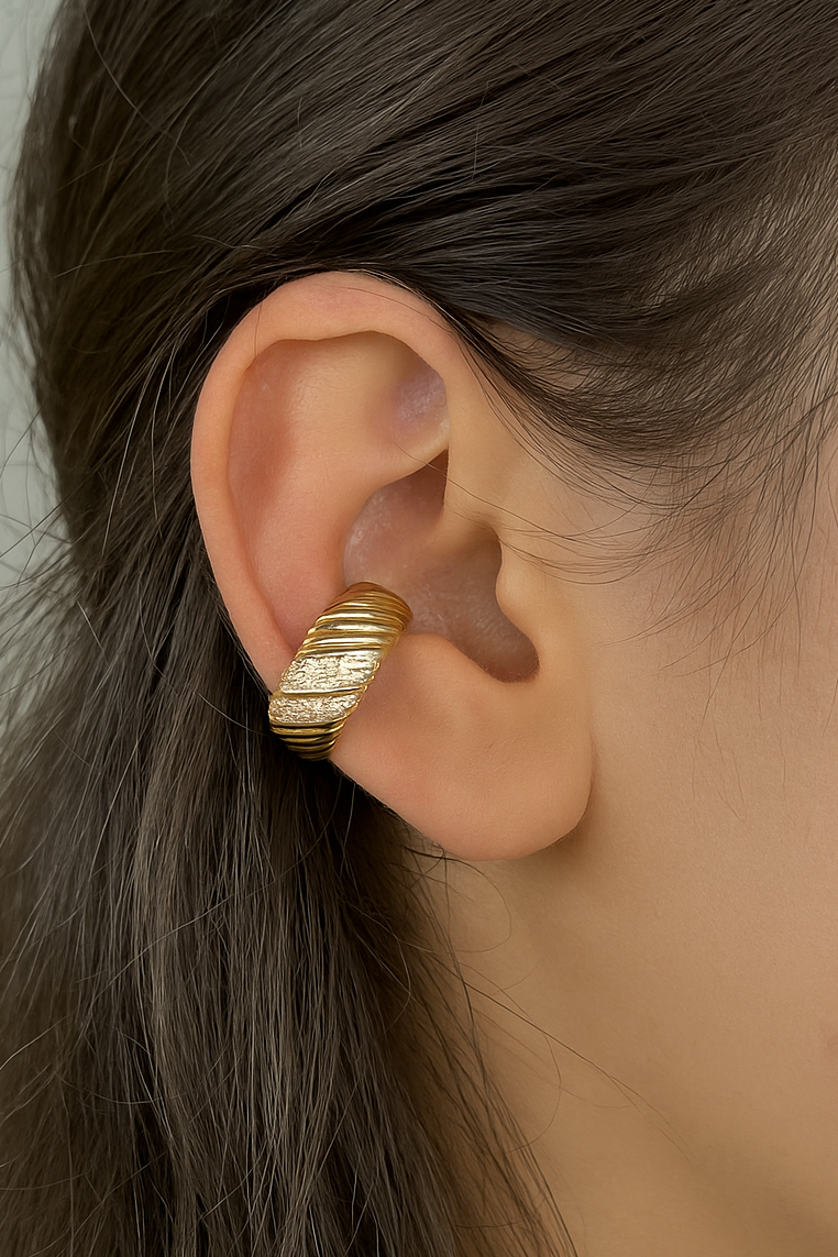 Altın Renk Taş Detaylı 14K Altın Kaplama TX Ear Cuff (Tek)