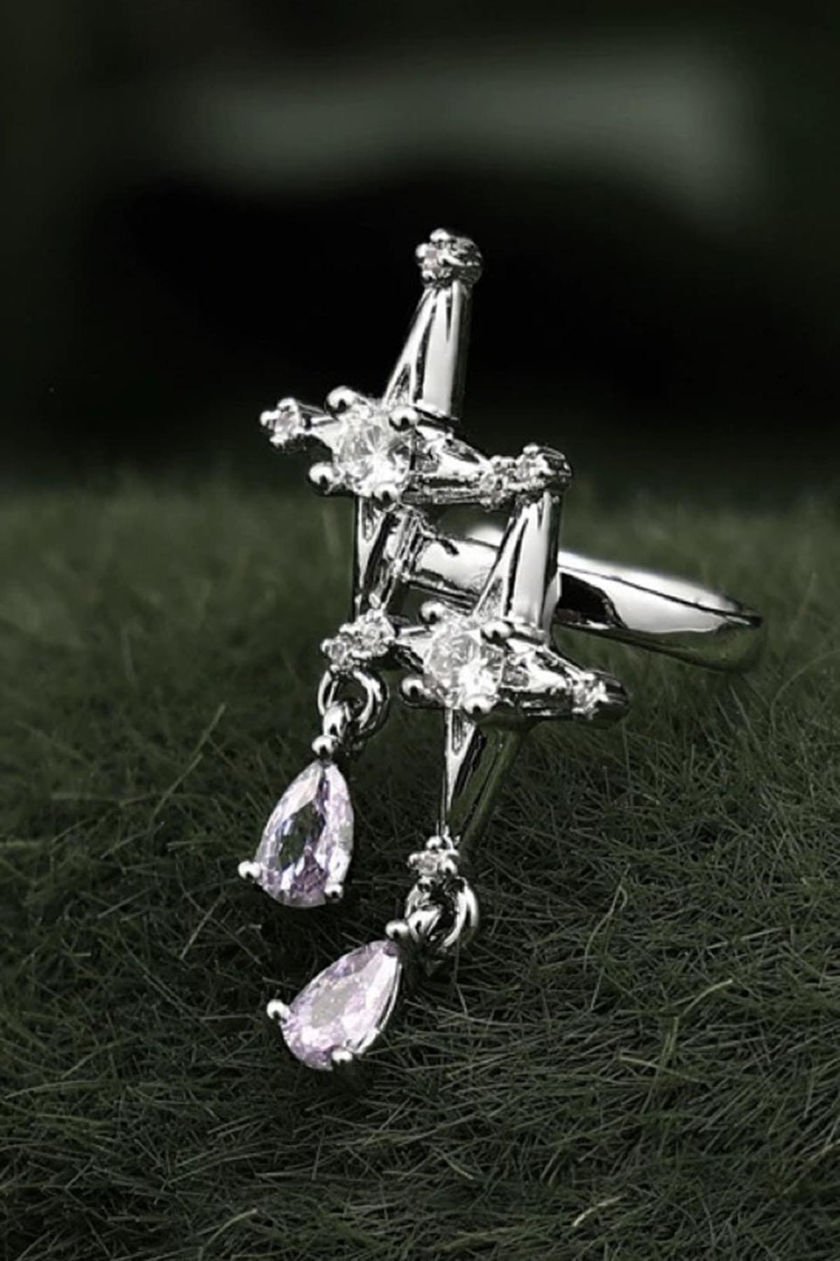 Gümüş Renk Yıldız Taş Detaylı 14K Altın Kaplama TX Ear Cuff (Tek)