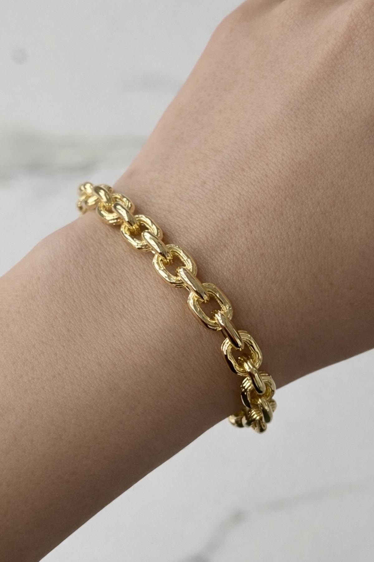 Altın Renk Metal Kelepçe Bileklik
