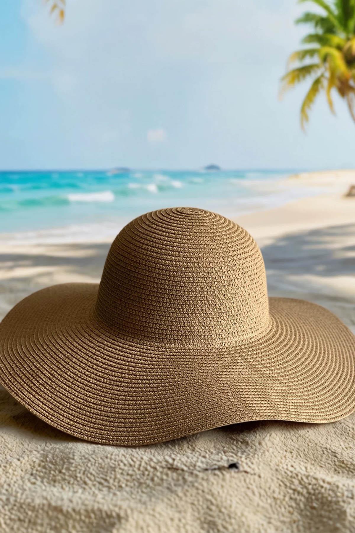 Açık Kahve Renk Hasır Şapka