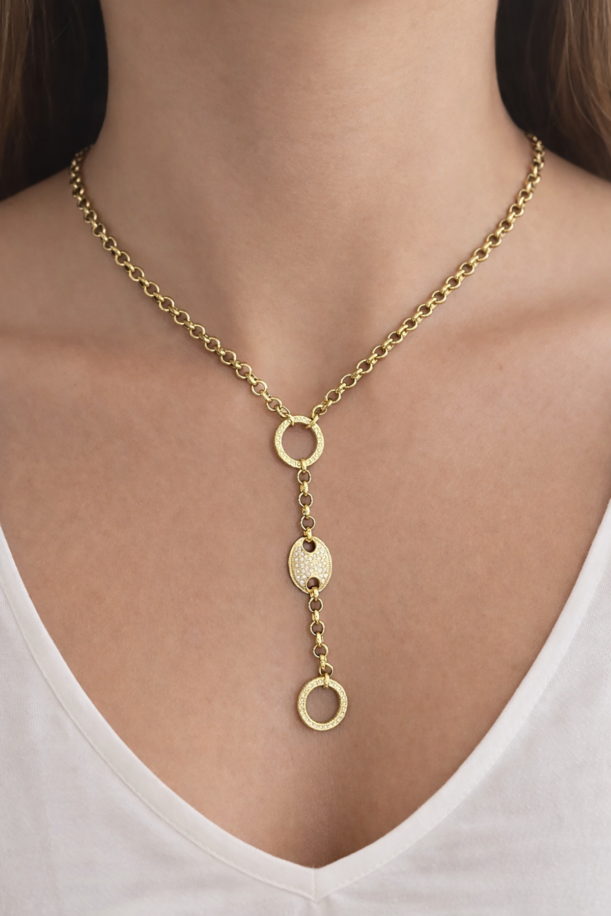 Altın Renk Zincir Detaylı Halka Detay Çelik Kolye