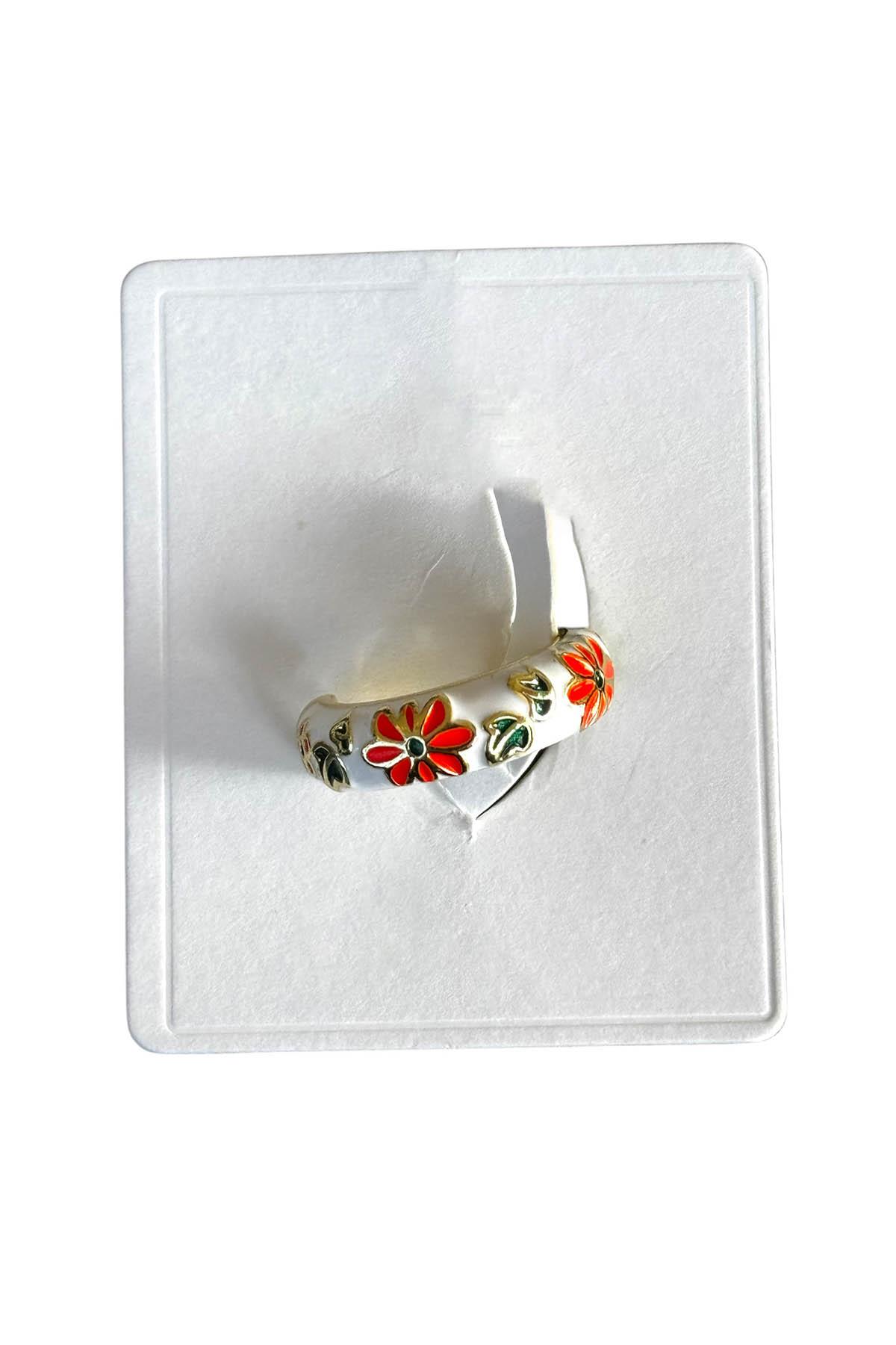 Beyaz Renk Çiçek Figürlü Ear Cuff (Tek)