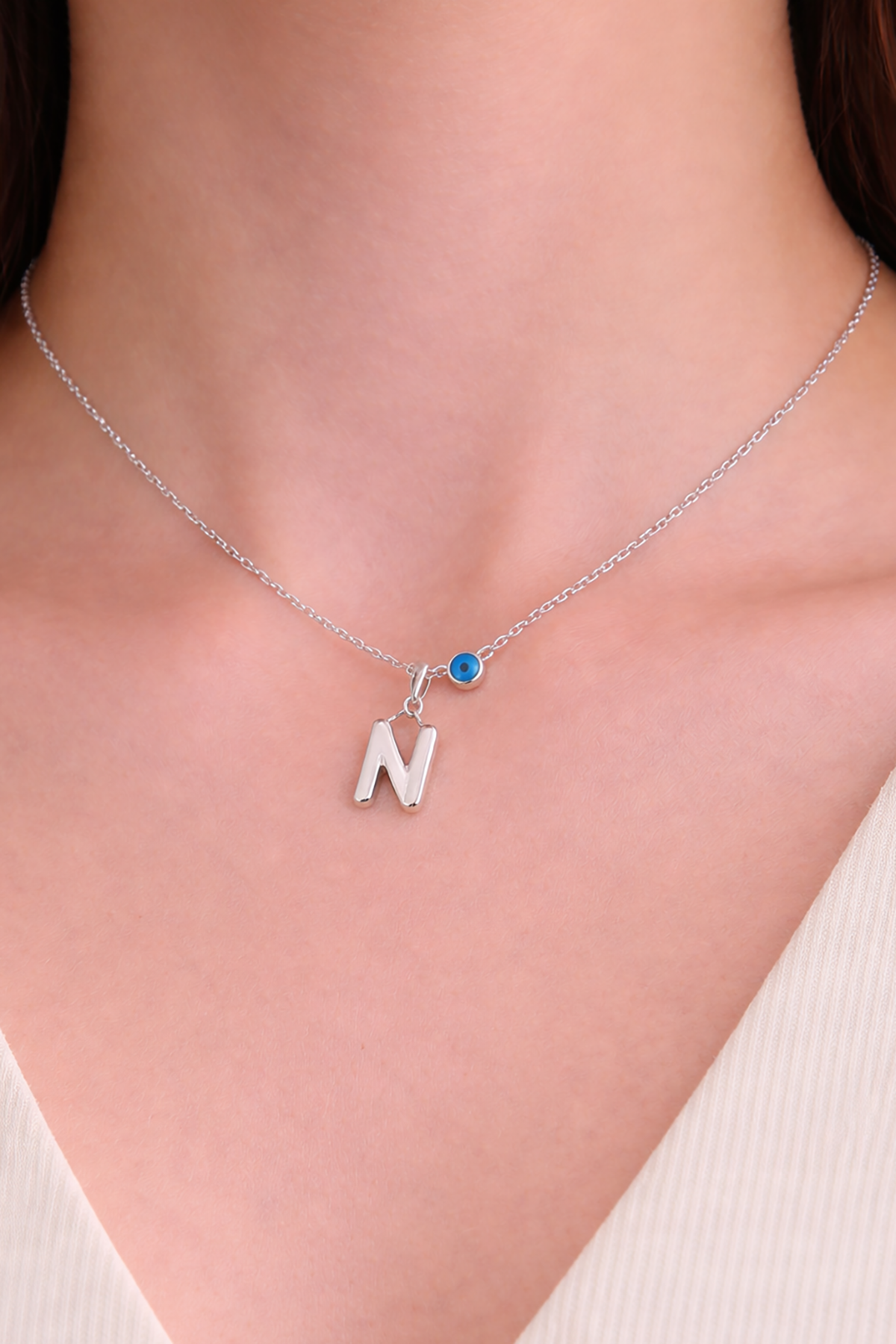 Gümüş Renk N Harf Çelik Kolye