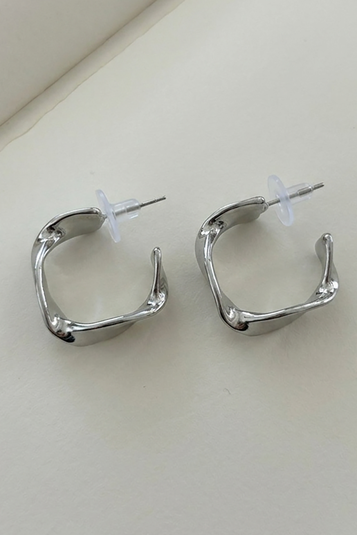 Gümüş Renk Çelik Halka Küpe (Çift)