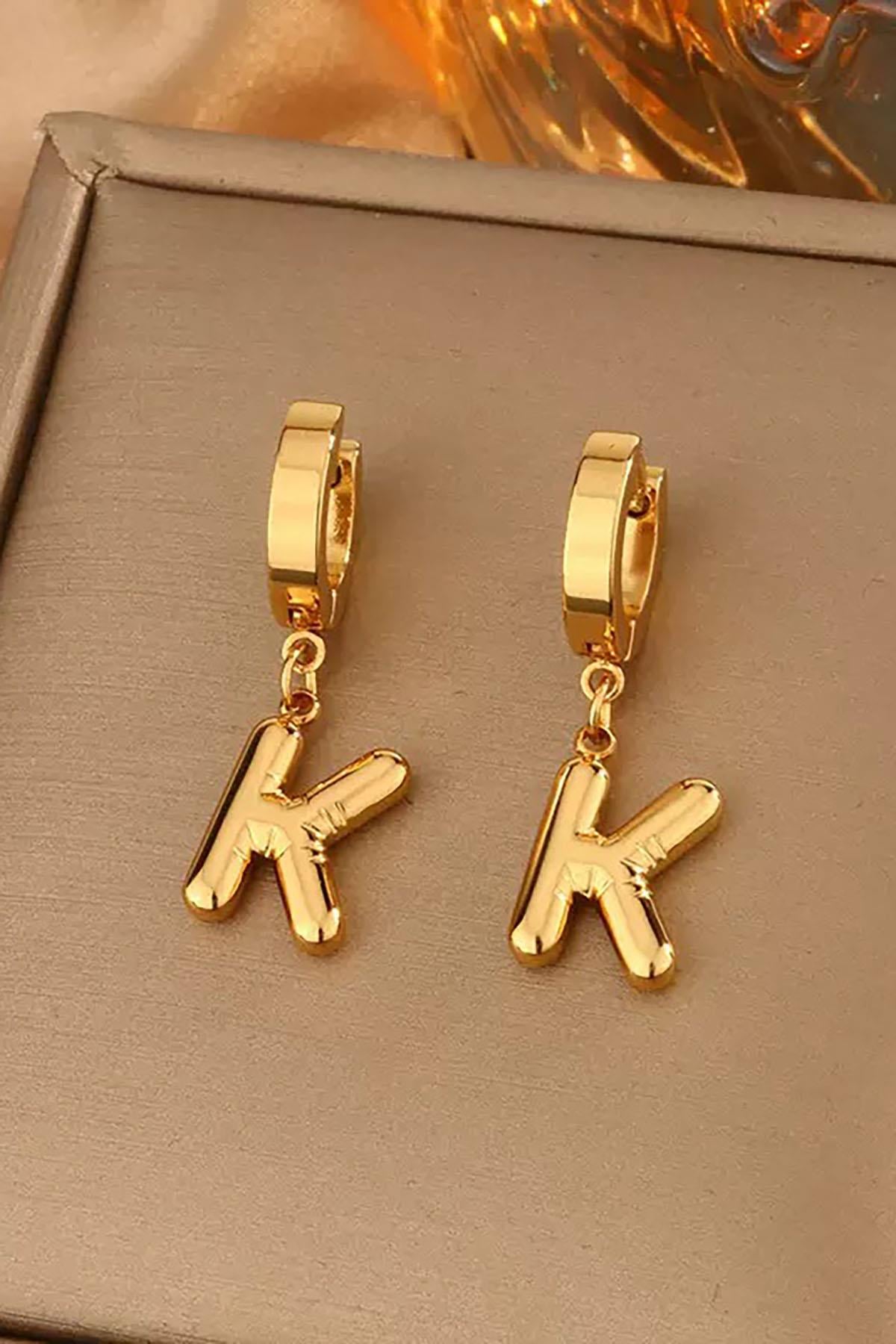 Altın Renk K Harf Çelik Küpe (Çift)