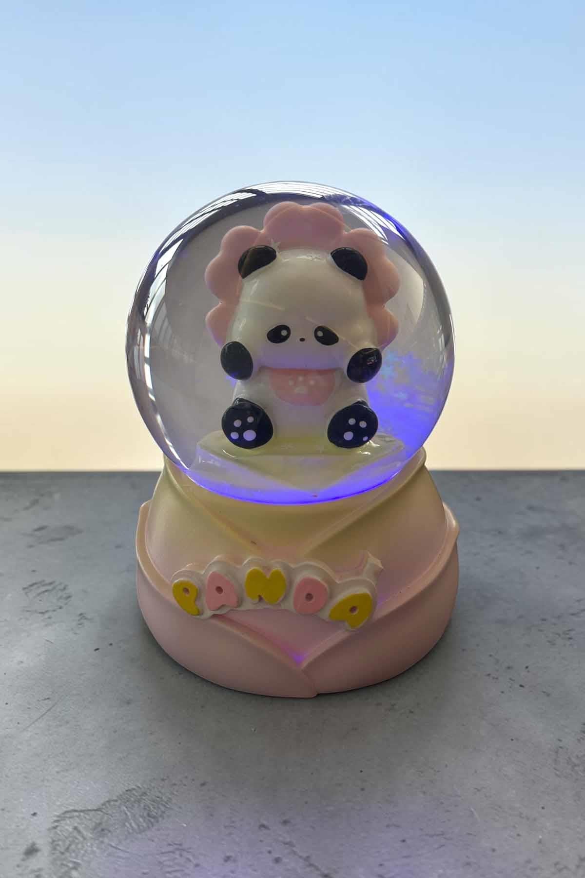 Pembe Renk Panda Figürlü Işıklı Küçük  Kar Küresi