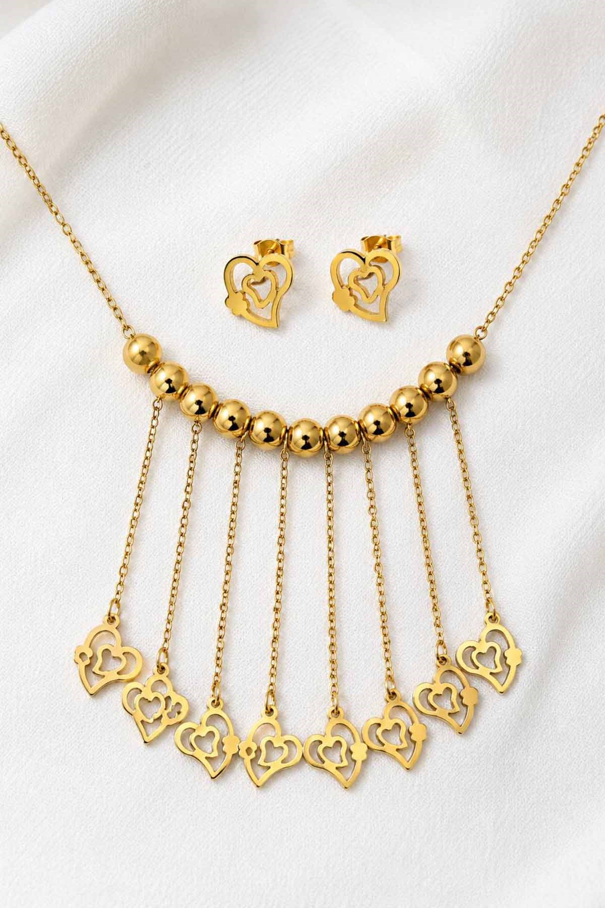 Altın Renk Kalp Figürlü Top Detaylı Çelik Kolye/Küpe Set