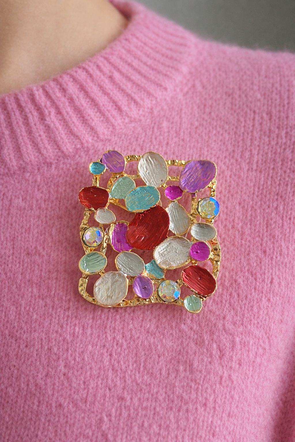 Karışık Renk Taşlı Broş