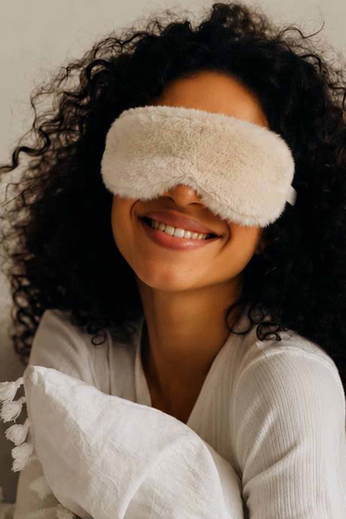 Krem Renk Peluş Uyku Bandı