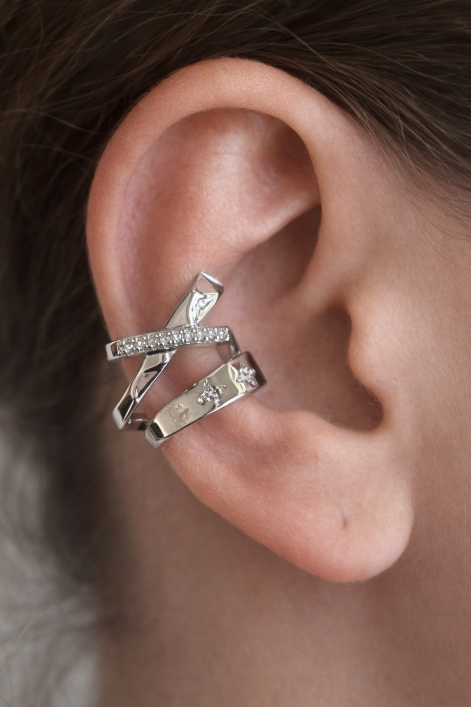 Gümüş Renk Taş Detaylı 14K Altın Kaplama TX Ear Cuff (Tek)