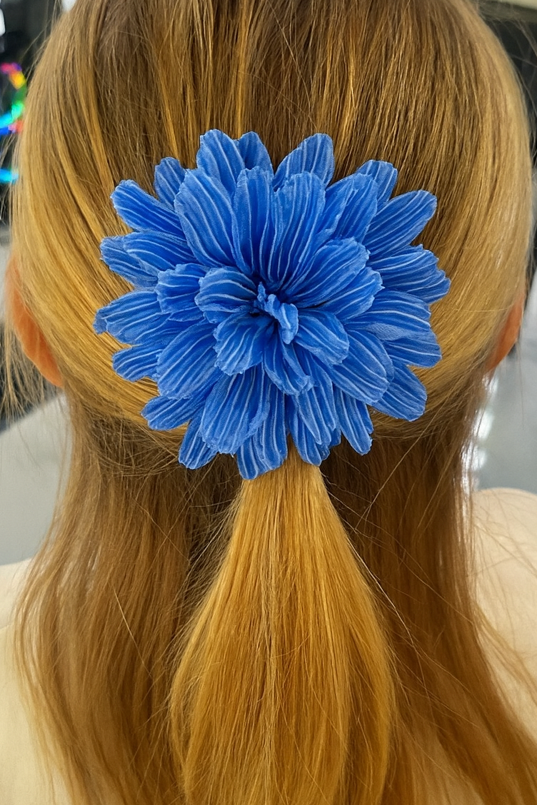 Mavi Renk Çiçek Figürlü Mandal Toka