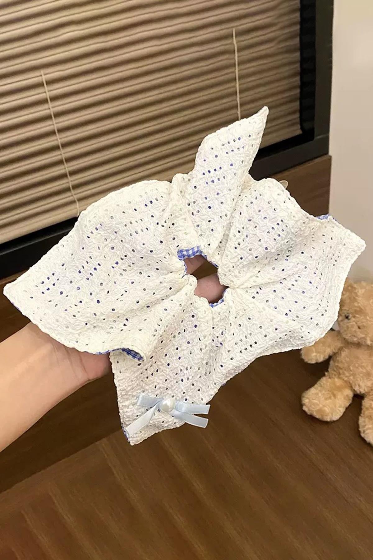 Krem Renk Kurdele Figürlü Simit Toka  
