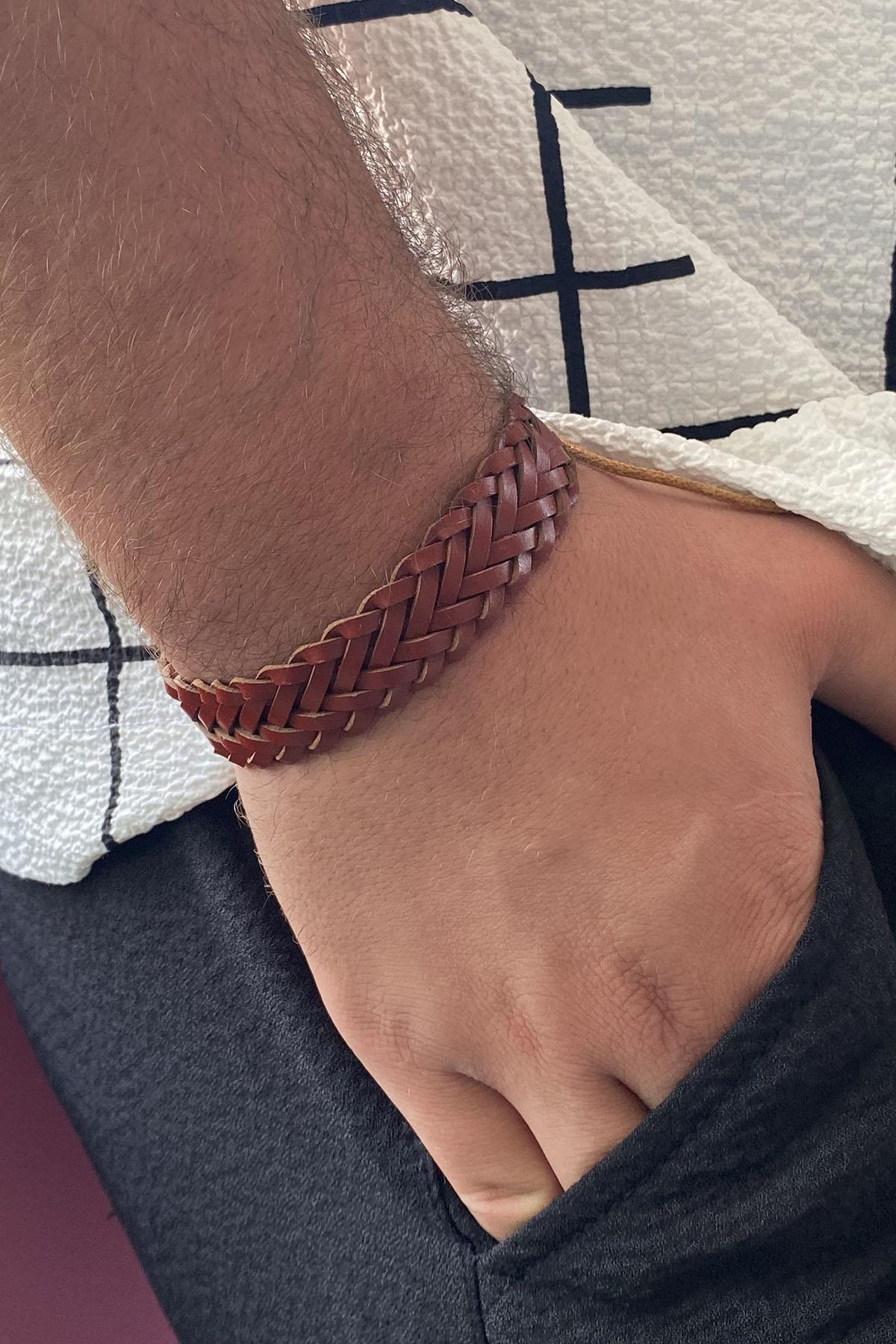 Kahverengi Örgü Figürlü Deri Erkek Bileklik