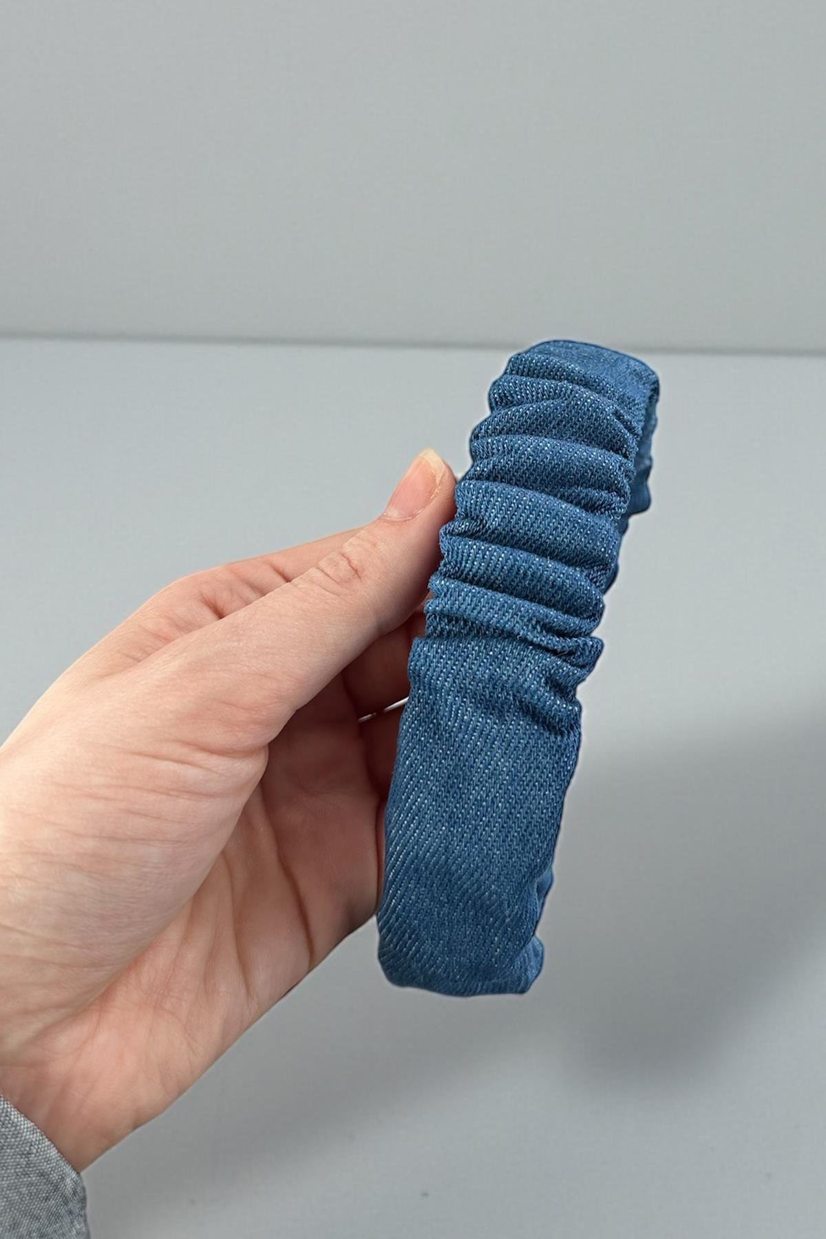 12´li Karışık Renk Kot Detaylı Taç Set