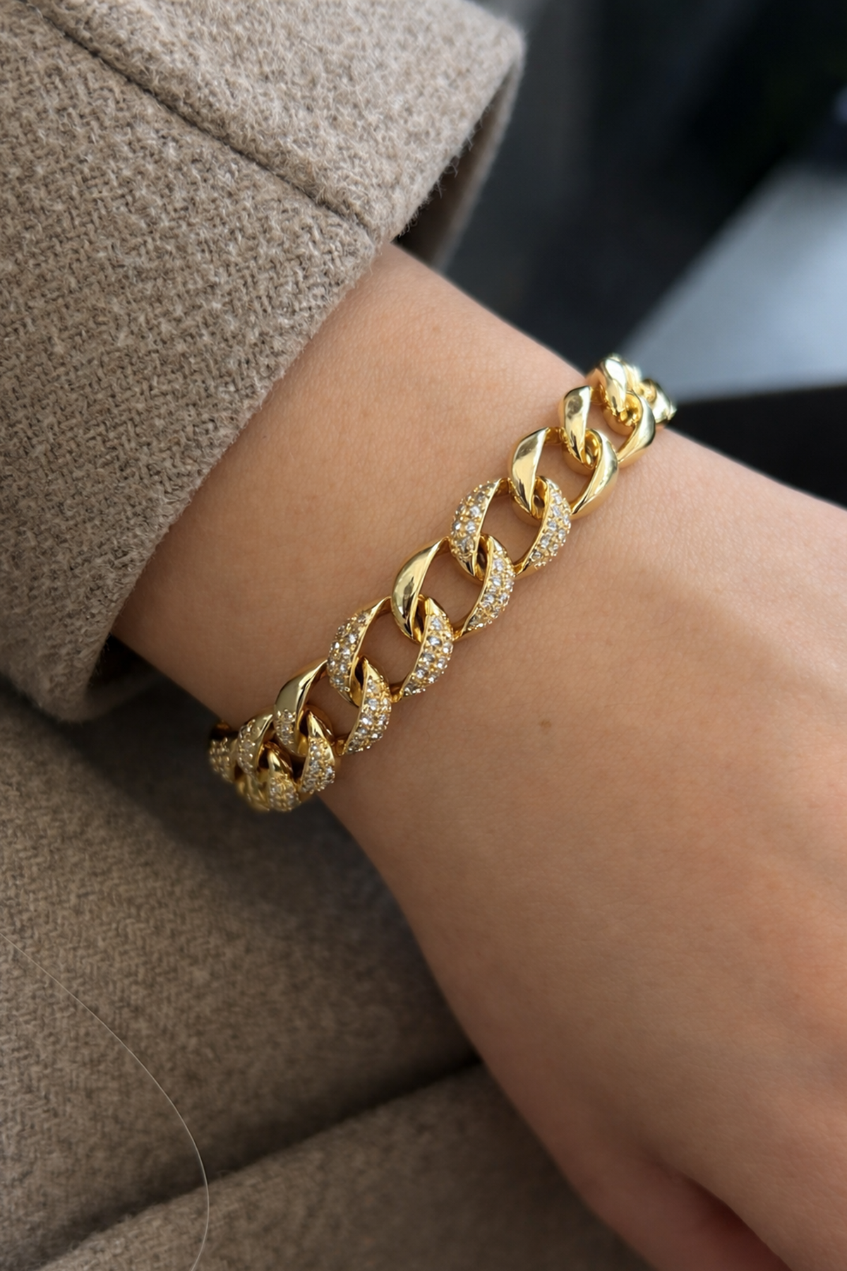 Altın Renk Taş Detaylı 14K Altın Kaplama CM Bileklik