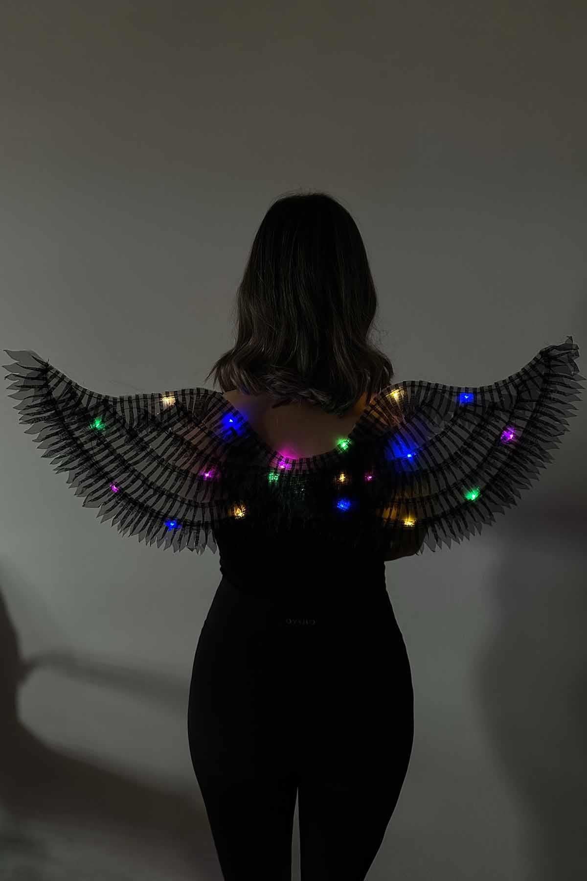 Siyah Renk Led Yanıp Sönen Işıklı Melek Kanat