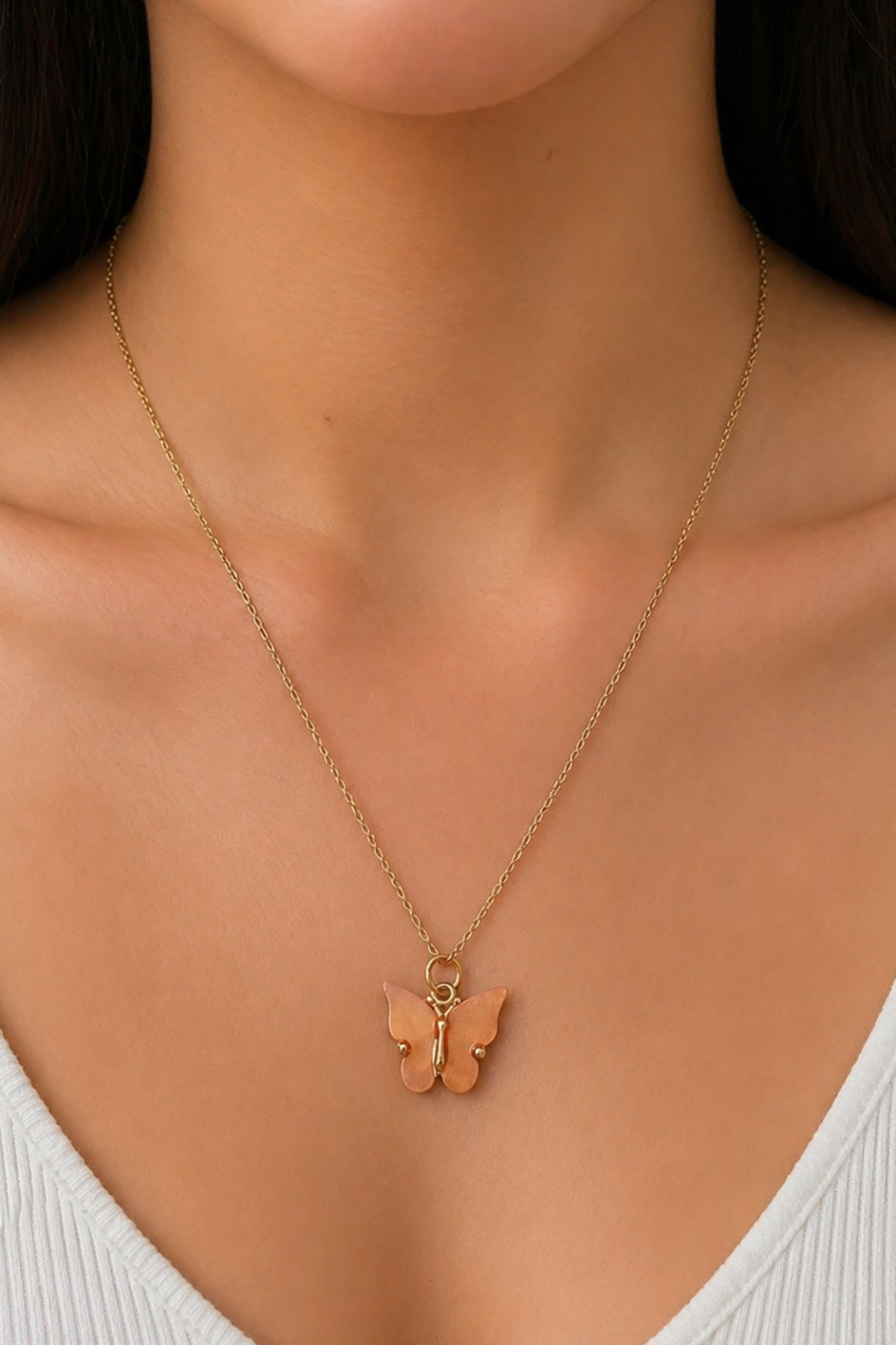 Altın Renk Kelebek Figürlü Çelik Kolye