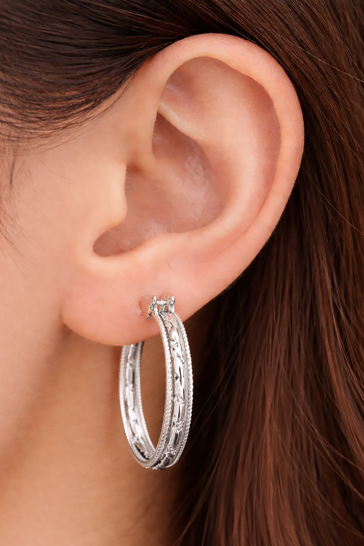 Gümüş Renk Taş Detaylı Çelik Xupıng VİP Halka Küpe