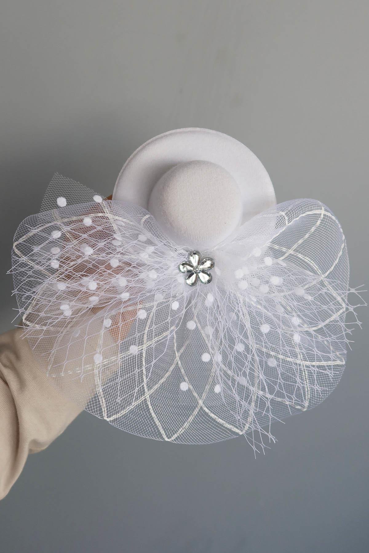 Beyaz Renk Çiçek Detaylı Nikah Şapkası/Vualet Şapka