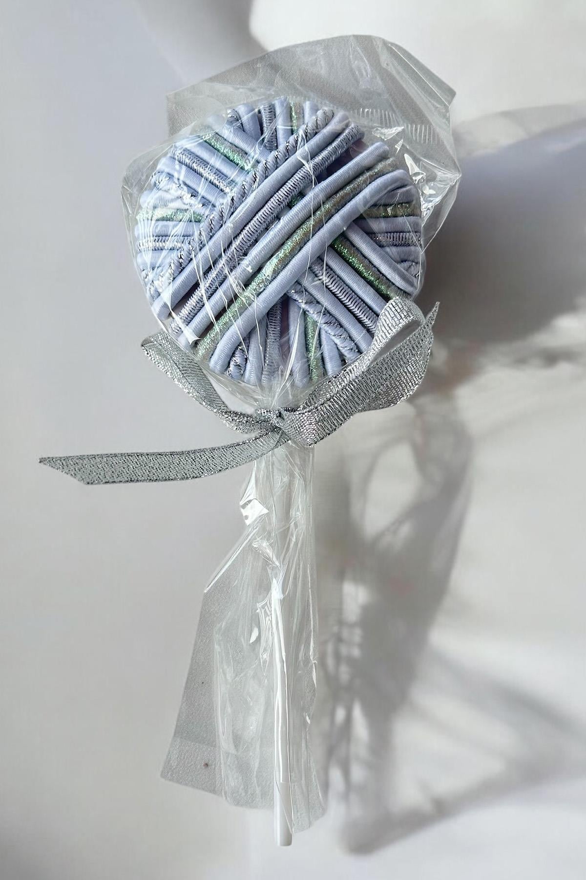 Beyaz Ve Gri Renk Lolipop Figürlü Lastik Toka Set