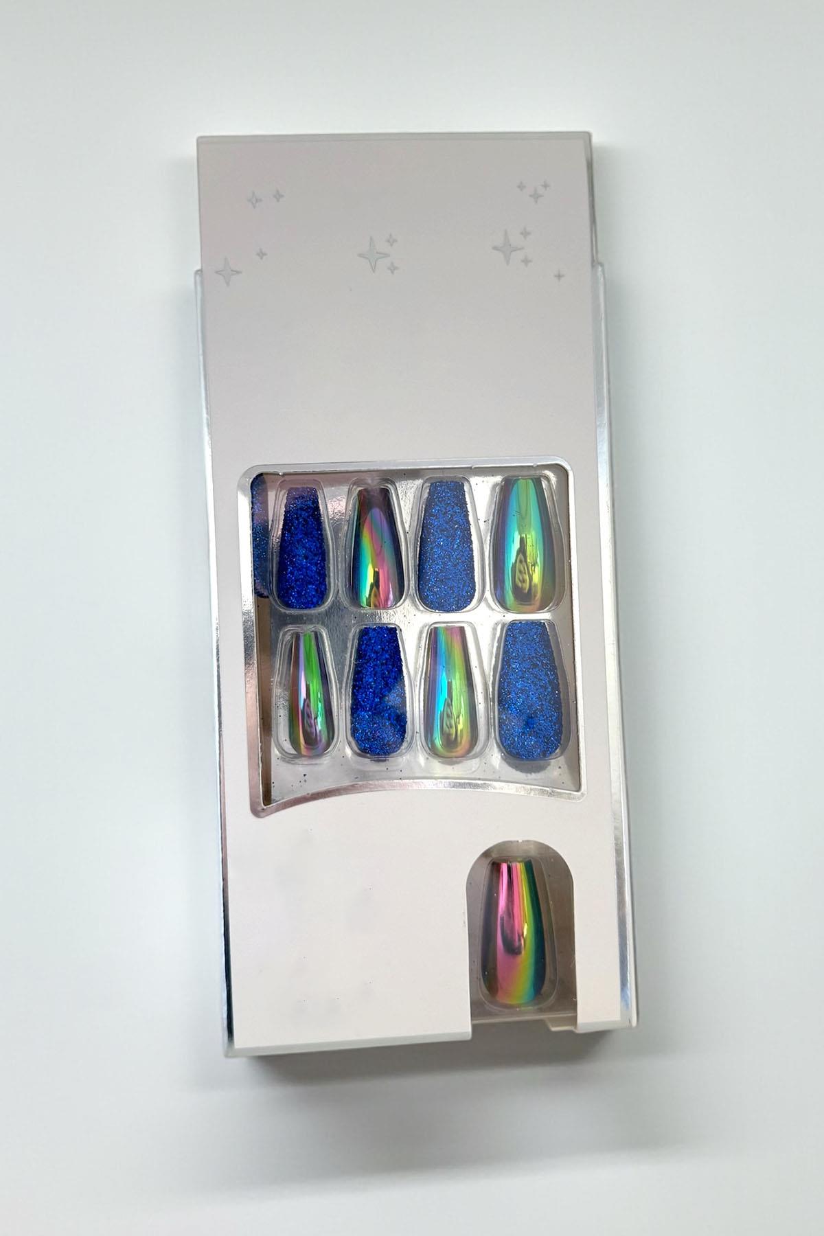 24lü Mavi Renk Simli Ve Hologramlı Takma Tırnak (Yapıştırıcılı)