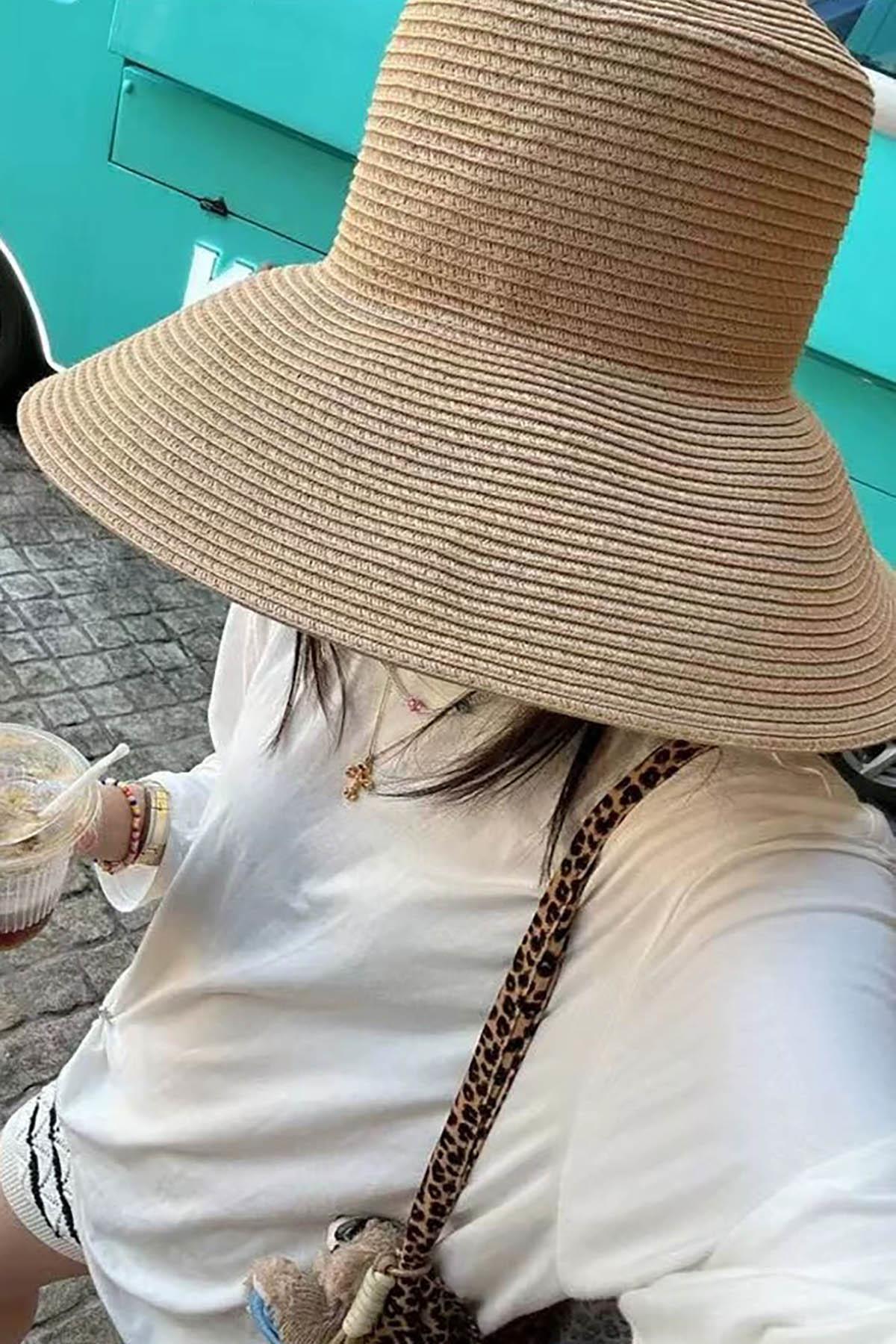 Açık Kahve Renk Hasır Şapka