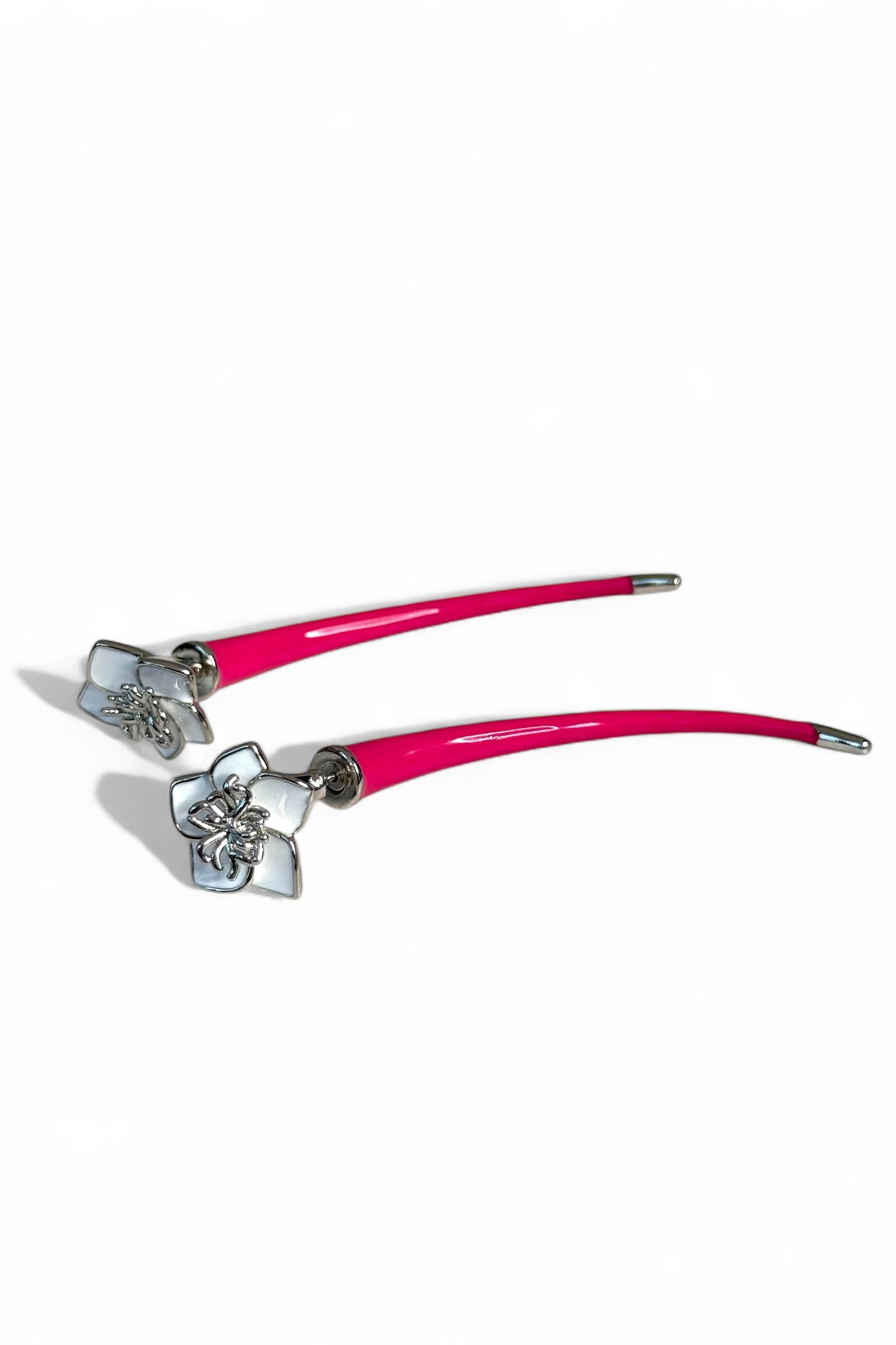 Gümüş Ve Pembe Renk Çiçek Detaylı YSX Küpe (Çift)