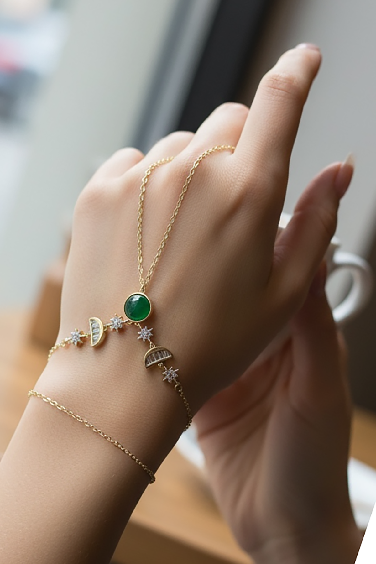 Altın Renk Taş Detaylı Altın Kaplama VİP Şahmeran